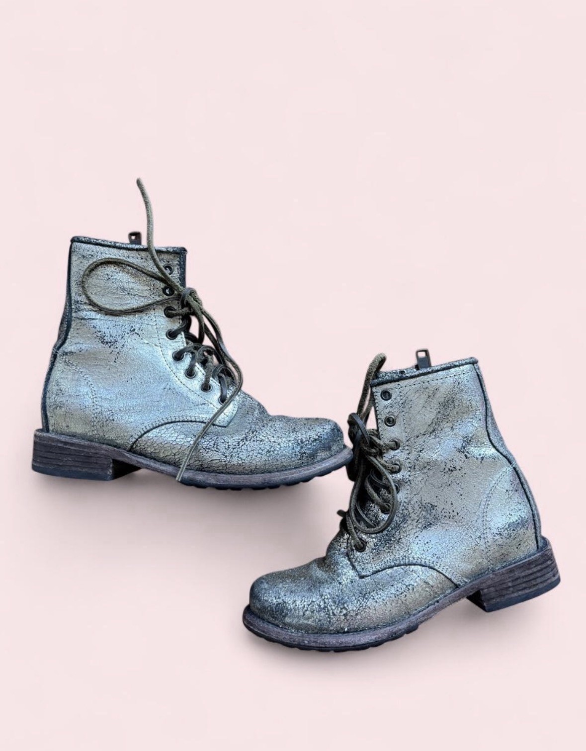 Freebird by Steven Manchester Silver Distressed Leather Boots Womens Size 8 Freebird by Steven Manchester Silver Distressed Leather Boots Womens Size 8
