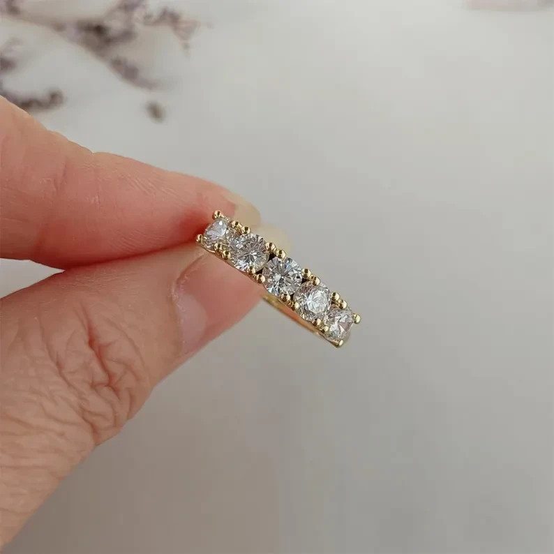 1.00 Ct Certified Stunning White Diamond 925 Silver Band Ring, Amazing Luster 