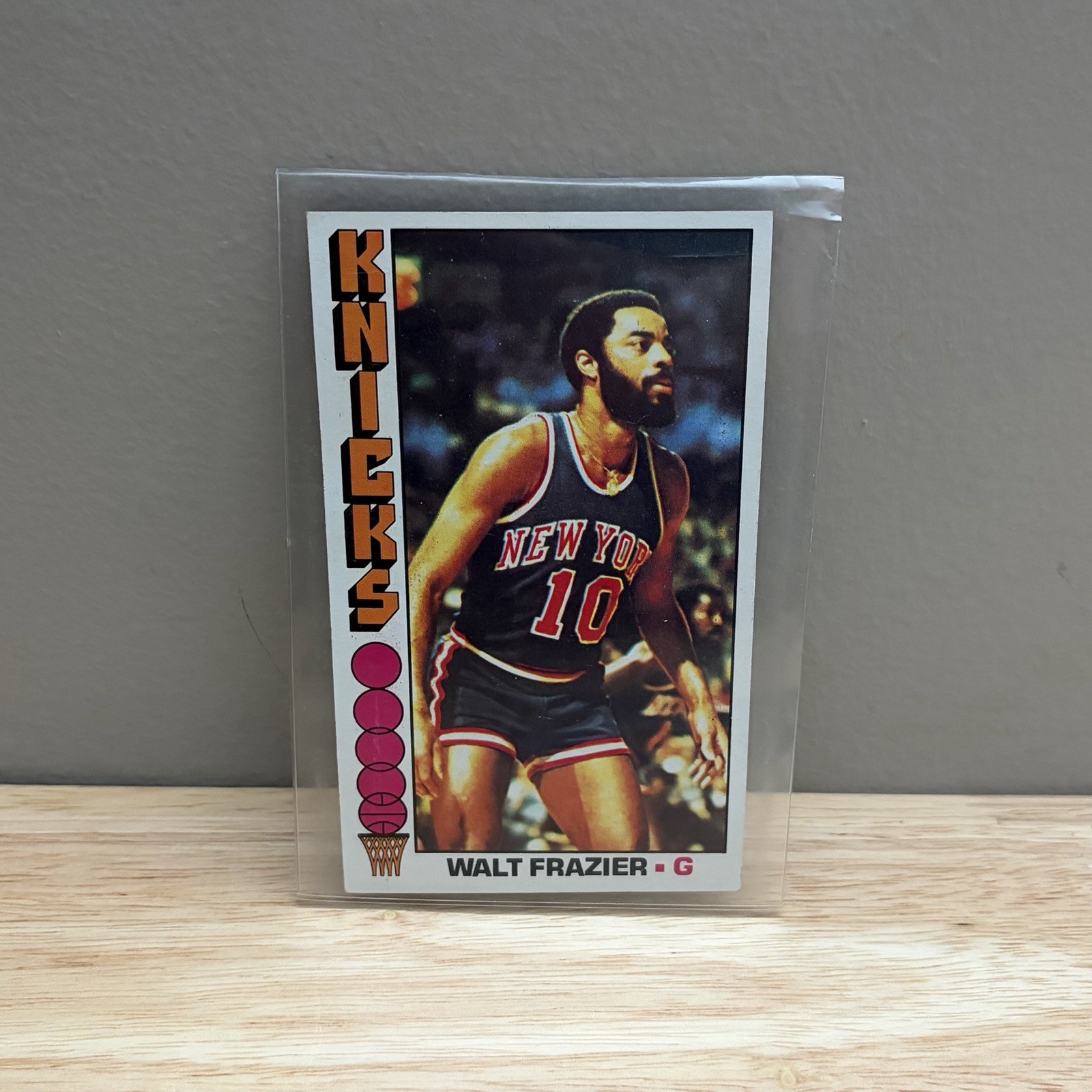 1969 Topps Walt Frazier #98 Rookie RC New York Knicks HOF Basketball Tall Boy 1969 Topps Walt Frazier #98 Rookie RC New York Knicks HOF Basketball Tall Boy