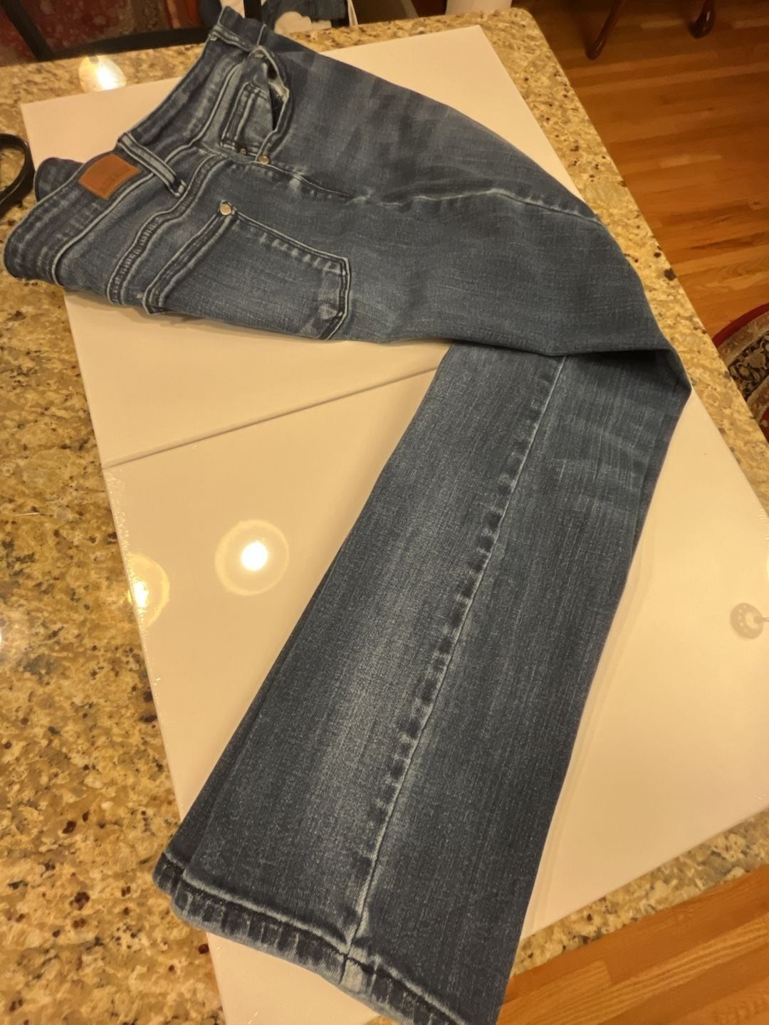Judy Blue Slim Bootcut Stretch Jeans Medium Wash Size 11/30 Judy Blue Slim Bootcut Stretch Jeans Medium Wash Size 11/30