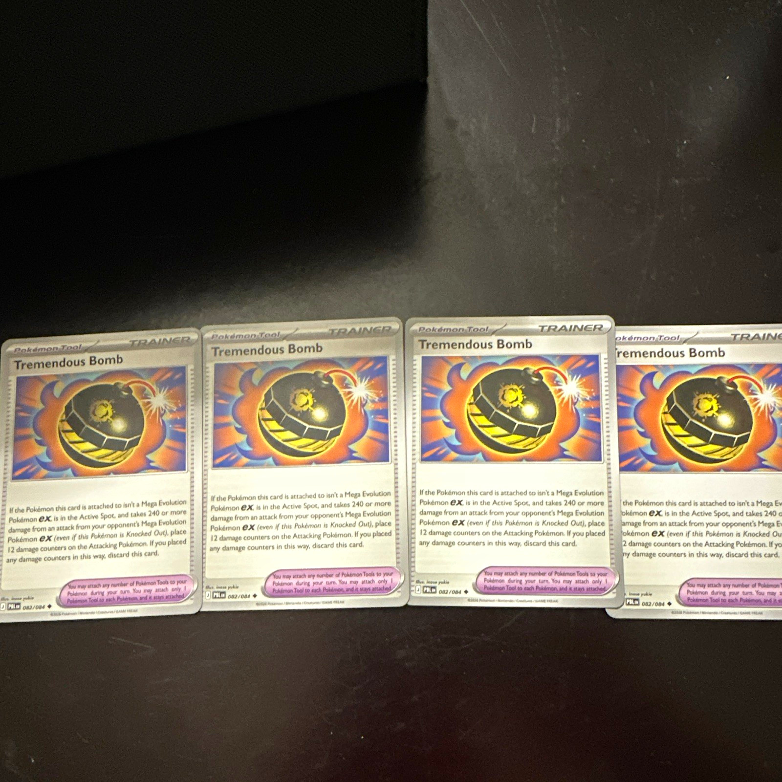 Pokemon TCG Tremendous Bomb 082/084 Trainer English x4