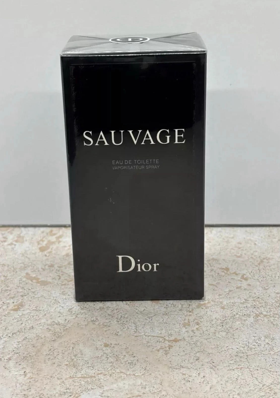 Dior Sauvage Eau de Toilette Natural Spray 100 ml / 3.4 fl oz Dior Sauvage Eau de Toilette Natural Spray 100 ml / 3.4 fl oz