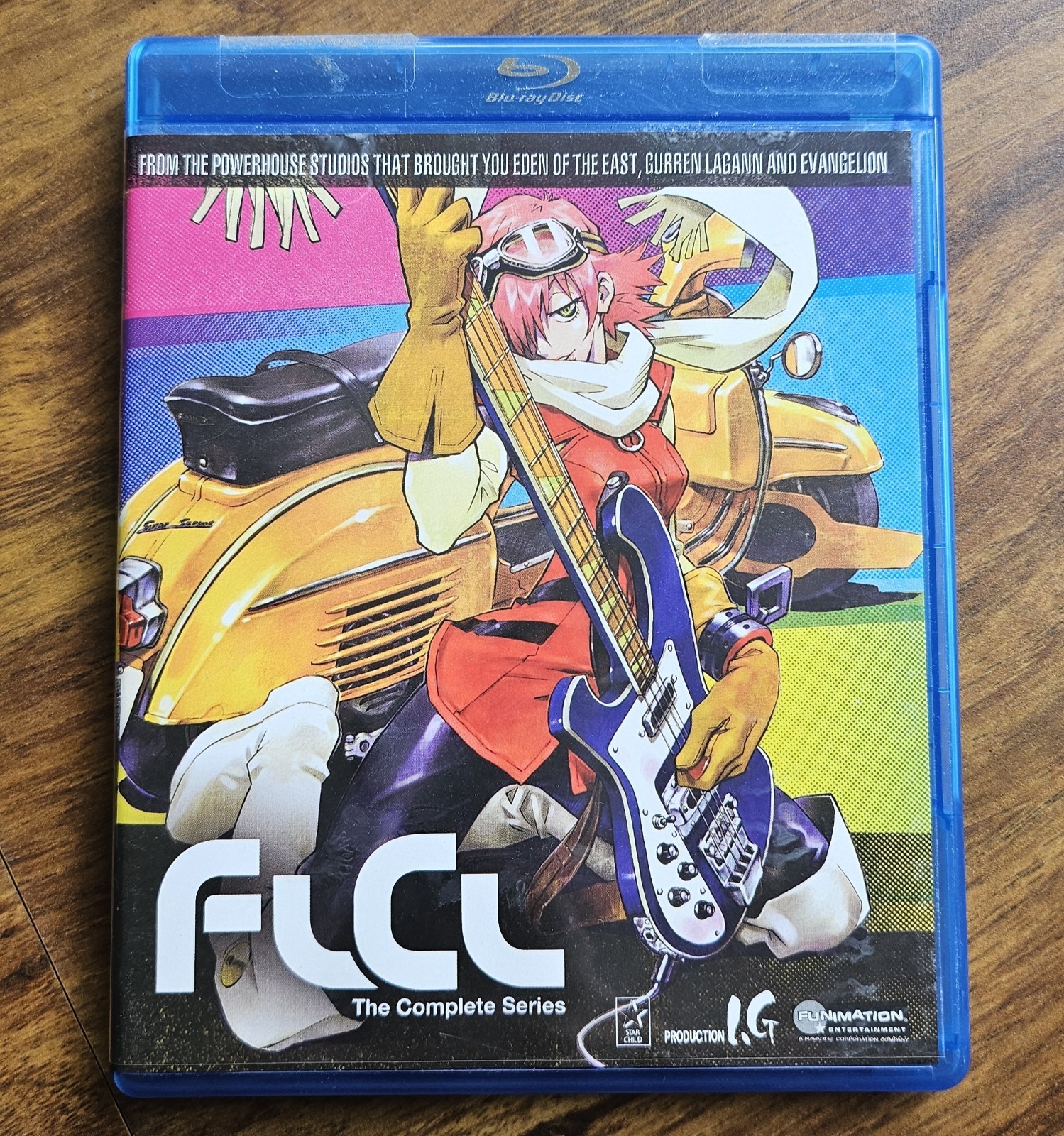 FLCL: Complete (Blu-ray, 2011) FLCL: Complete (Blu-ray, 2011)
