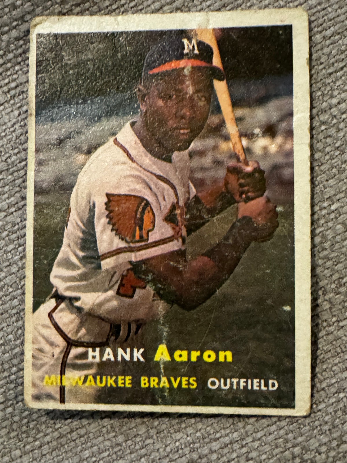 1957 Topps - Hank Aaron #20 Milwaukee Braves Low Grade 1957 Topps - Hank Aaron #20 Milwaukee Braves Low Grade