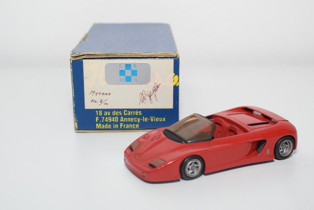 B100 1:43 HOSTARO KIT 26 FERRARI MYTHOS PININFARINA RED NMIB