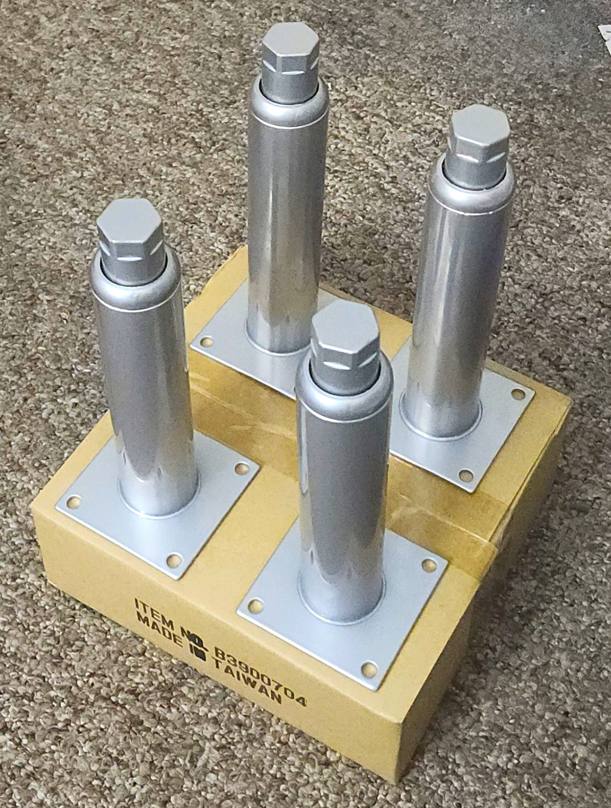 OEM PITCO Commercial Fryer Legs B3900704 9 OEM PITCO Commercial Fryer Legs B3900704 9