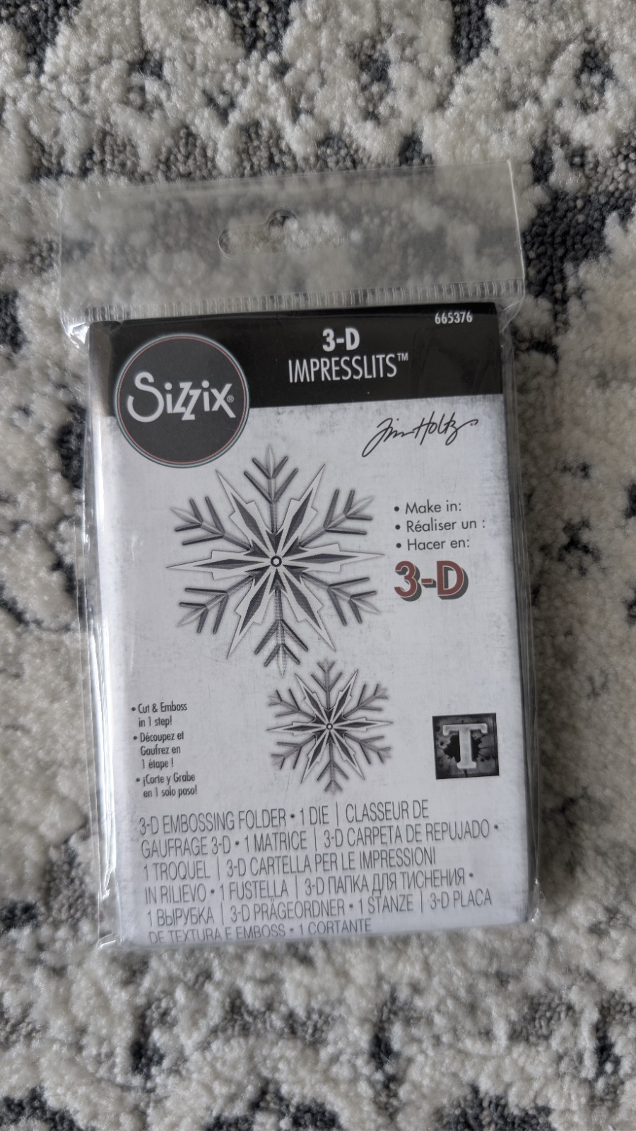 RARE TIM HOLTZ Sizzix Impresslits Snowflake Embossing Folder & Die 665376 NEW RARE TIM HOLTZ Sizzix Impresslits Snowflake Embossing Folder & Die 665376 NEW