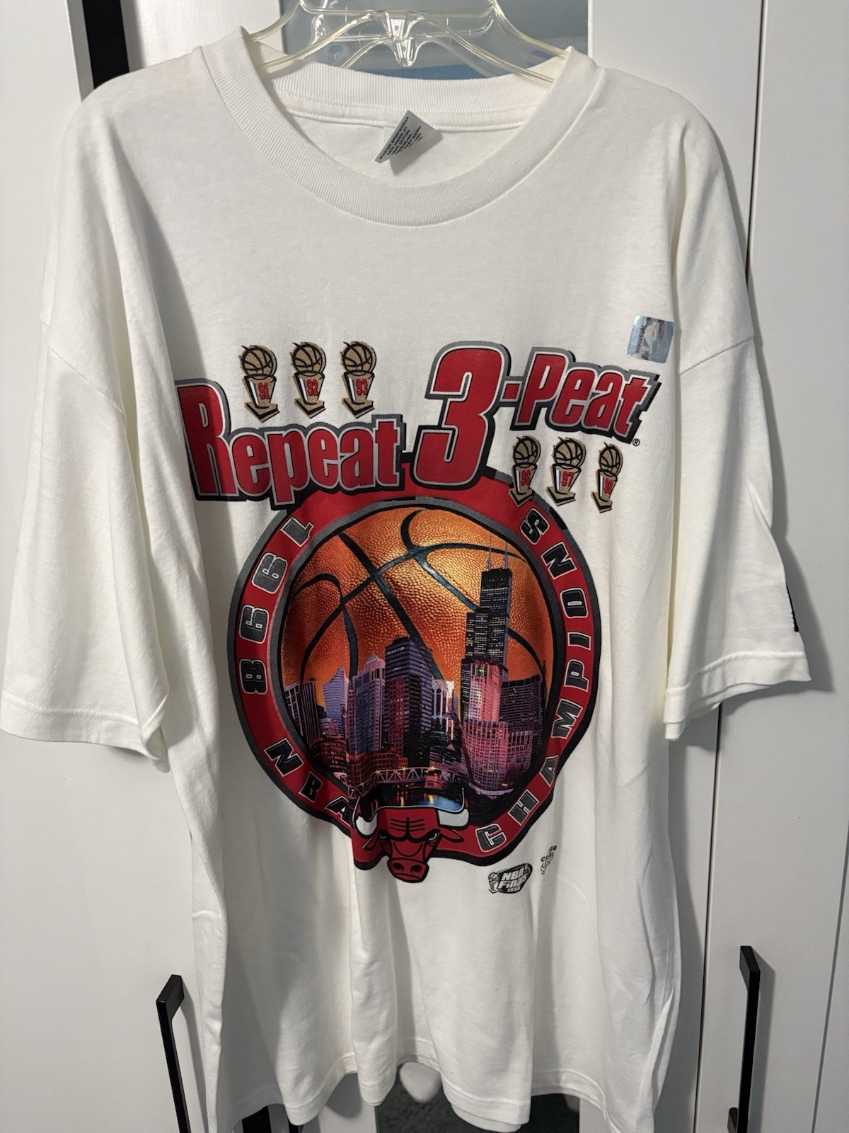 Chicago Bulls Starter Shirt Vintage Repeat 3 Peat Chicago Bulls Starter Shirt Vintage Repeat 3 Peat