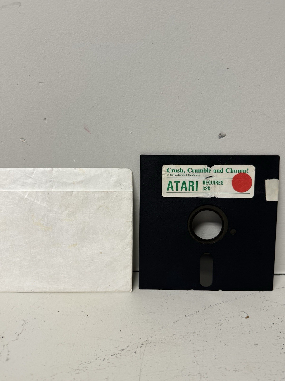 Crush Crumble and Chomp Atari 8-Bit 5.25 Floppy Disk Automated Simulations