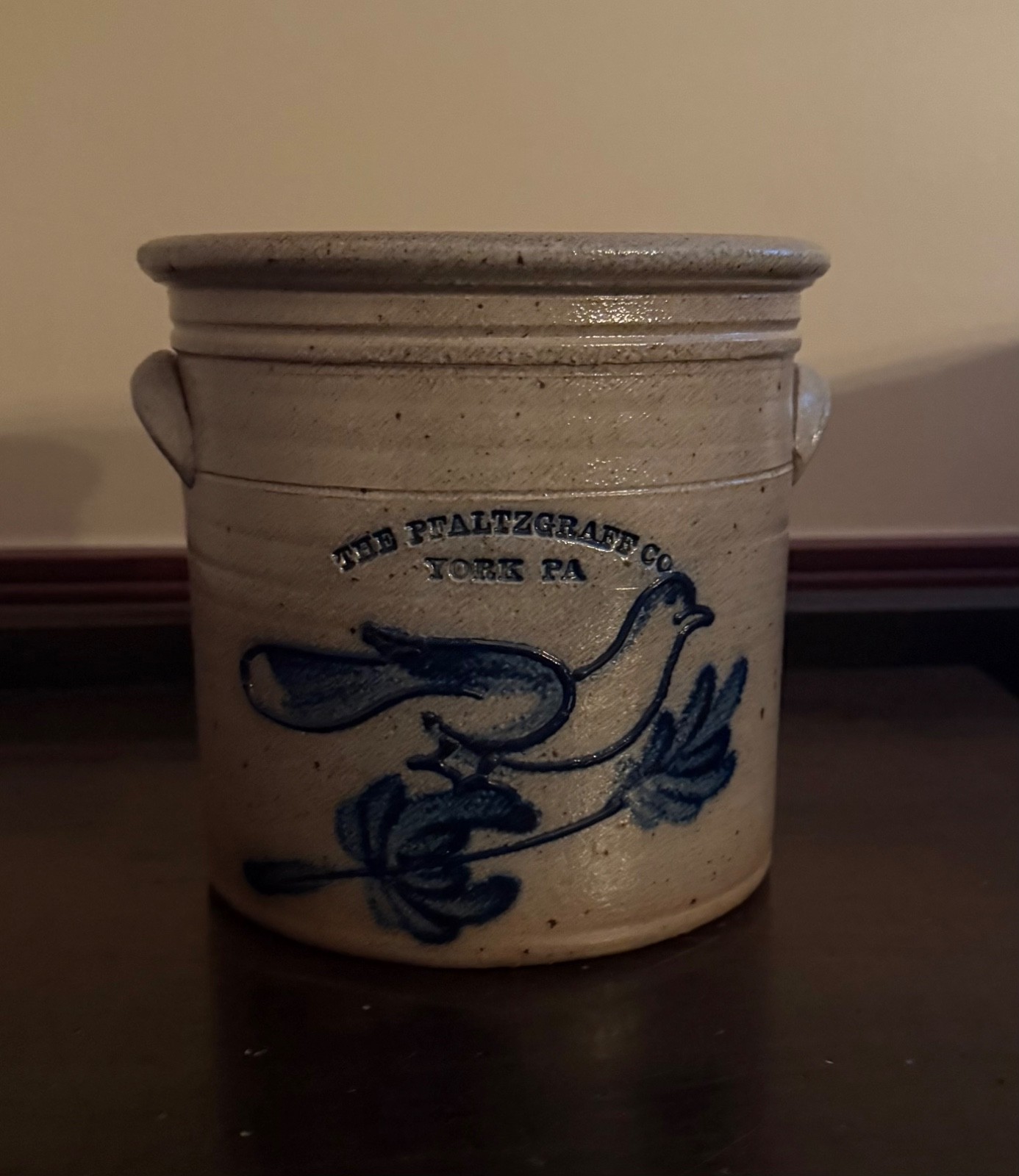 Very rare Pfaltzgraff archival crock Very rare Pfaltzgraff archival crock