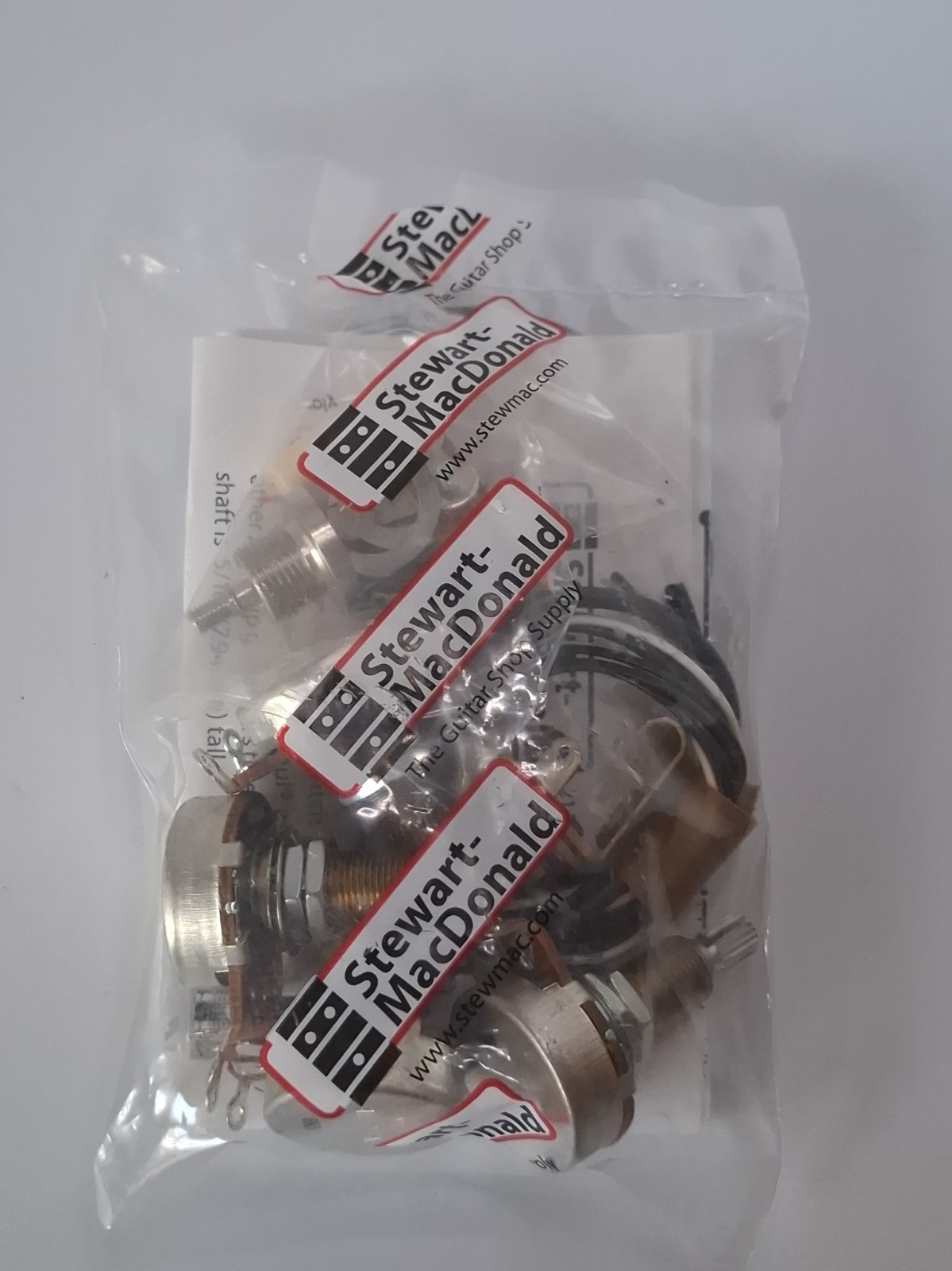 StewMac Premium Guitar Wiring Kit for Gibson Les Paul or SG – New in Pack