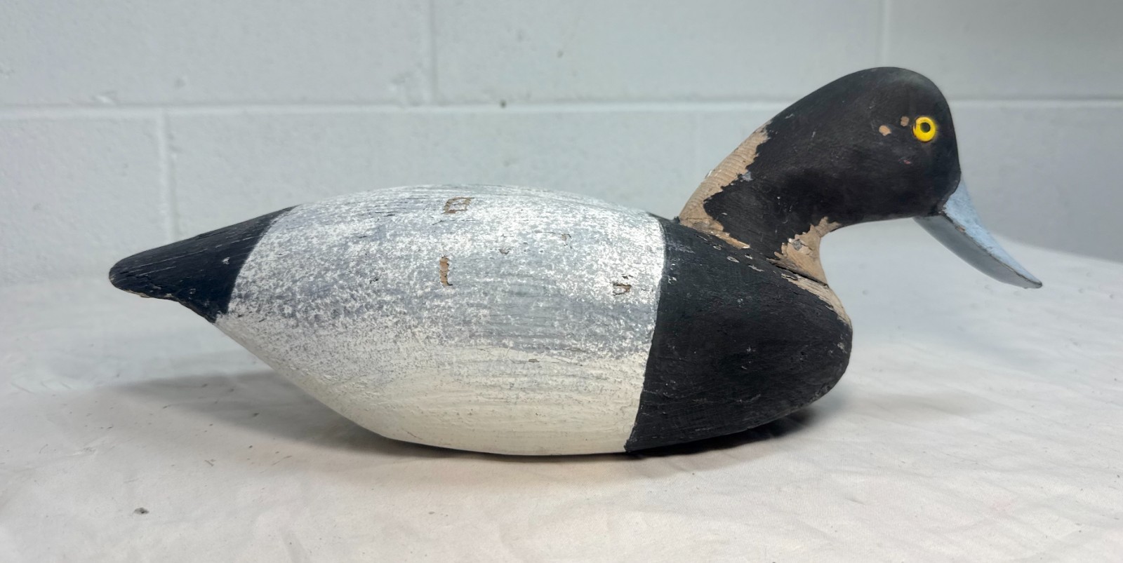 antique hand carved wood Folk Art bluebill Drake duck decoy bird sculpture antique hand carved wood Folk Art bluebill Drake duck decoy bird sculpture