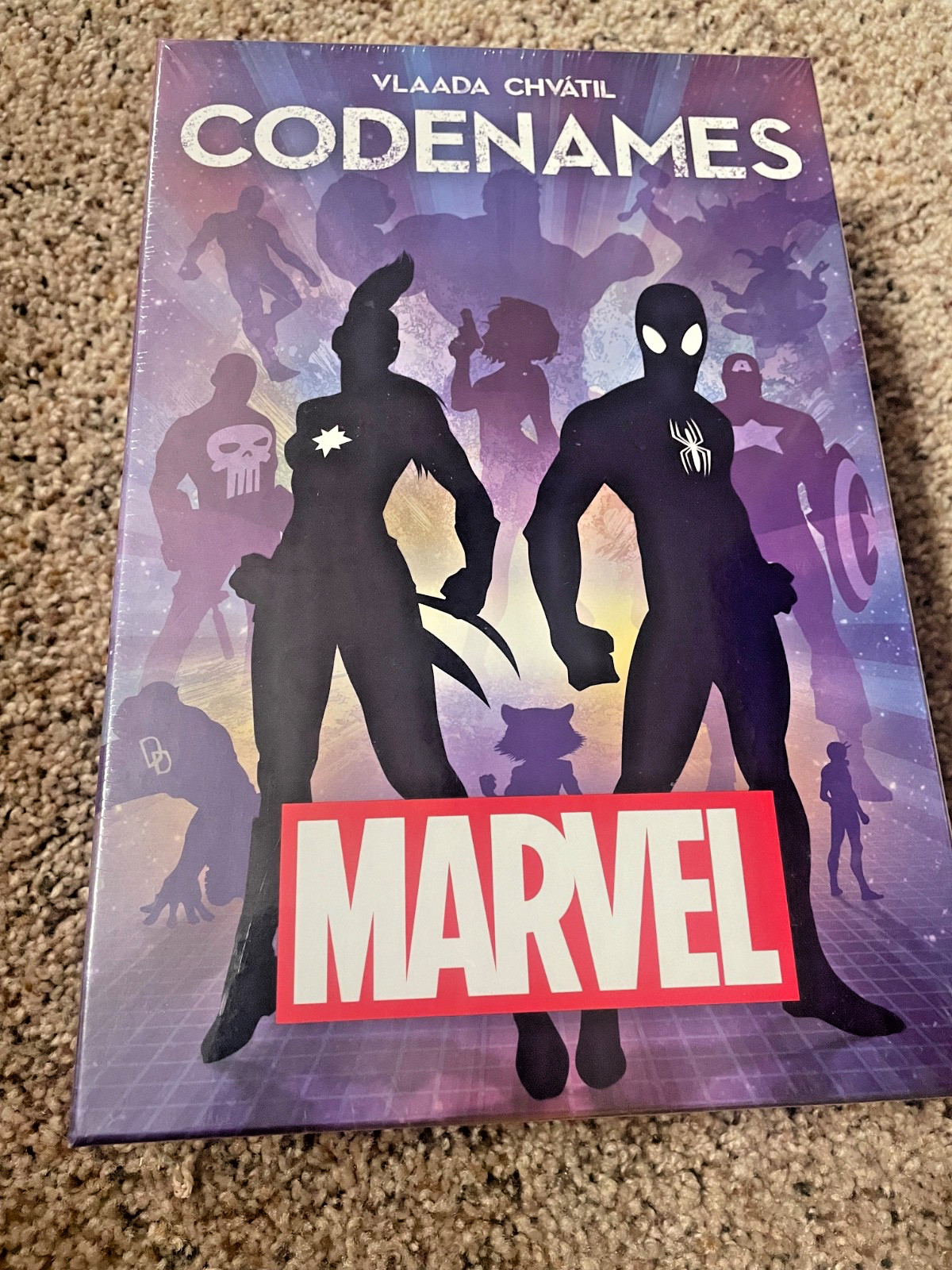 New Marvel Comics Codenames Card Game Vlaada Chvatil USAopoly 2017 group