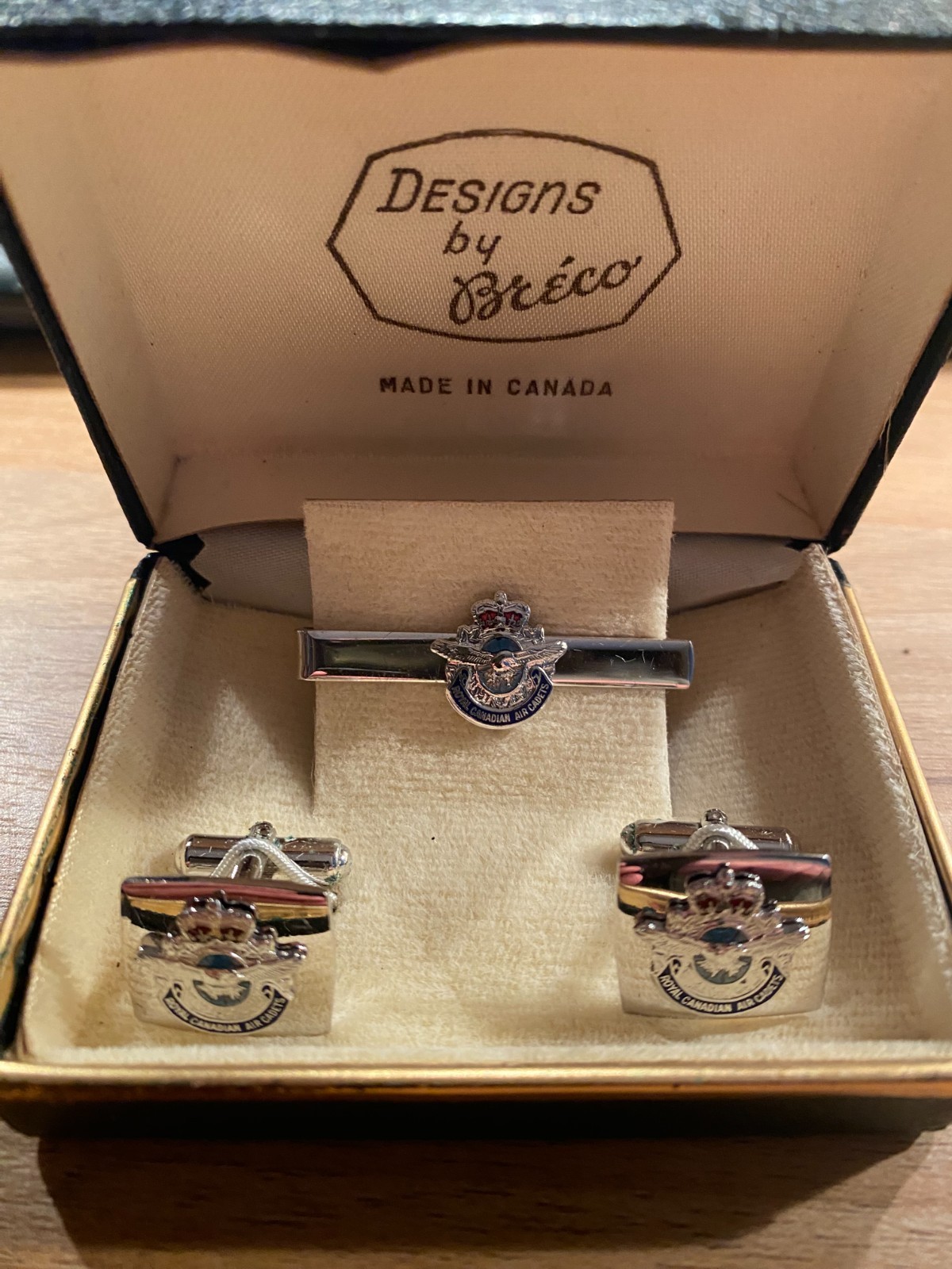 Vintage Royal Canadian Air Cadets Cufflinks & Tie Clip Set 1984 IACE Exchange Bo