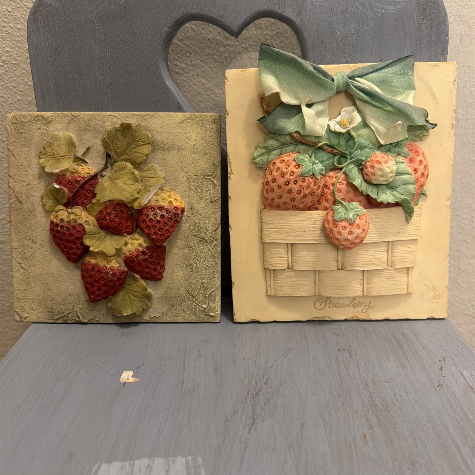 Vintage Strawberry Wall Hangings Set of 2 Ceramic Wall Plaques Cottagecore Decor Vintage Strawberry Wall Hangings Set of 2 Ceramic Wall Plaques Cottagecore Decor