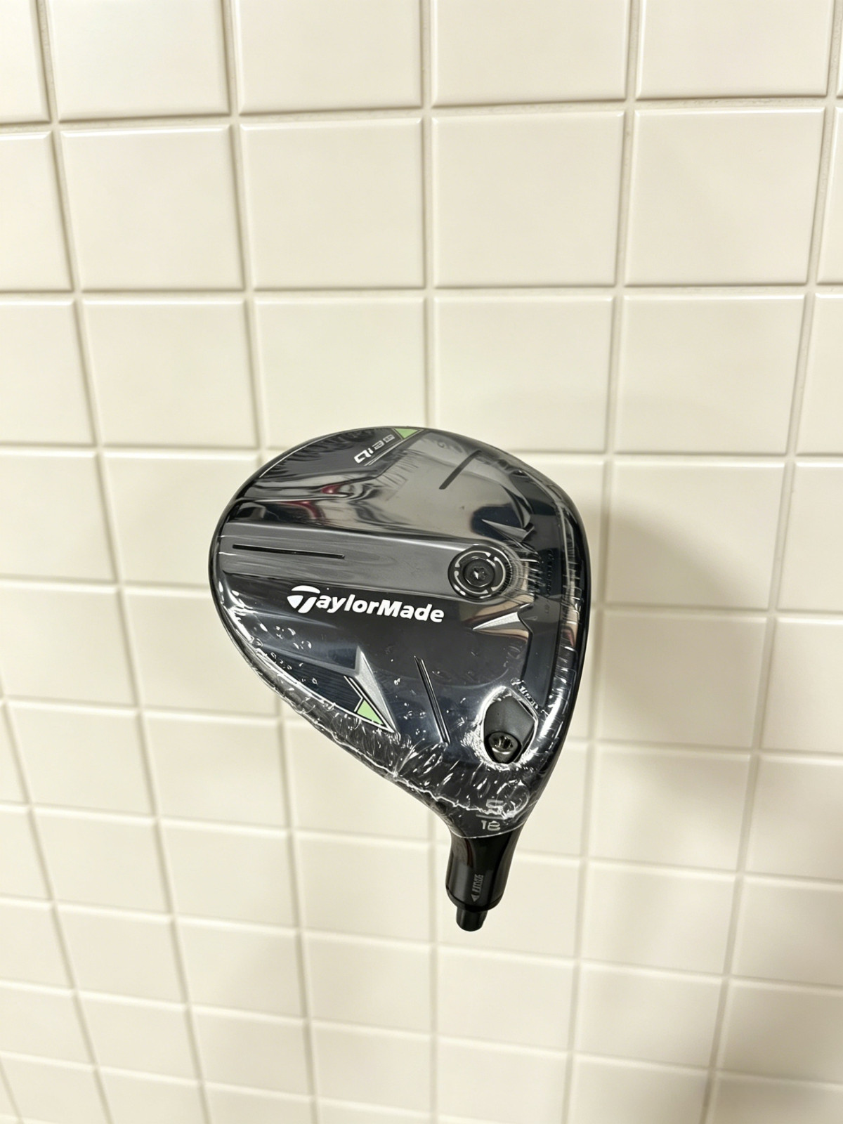 Taylormade Qi35 5 W 18° Head Only Right Handed --Free Head Cover Taylormade Qi35 5 W 18° Head Only Right Handed --Free Head Cover