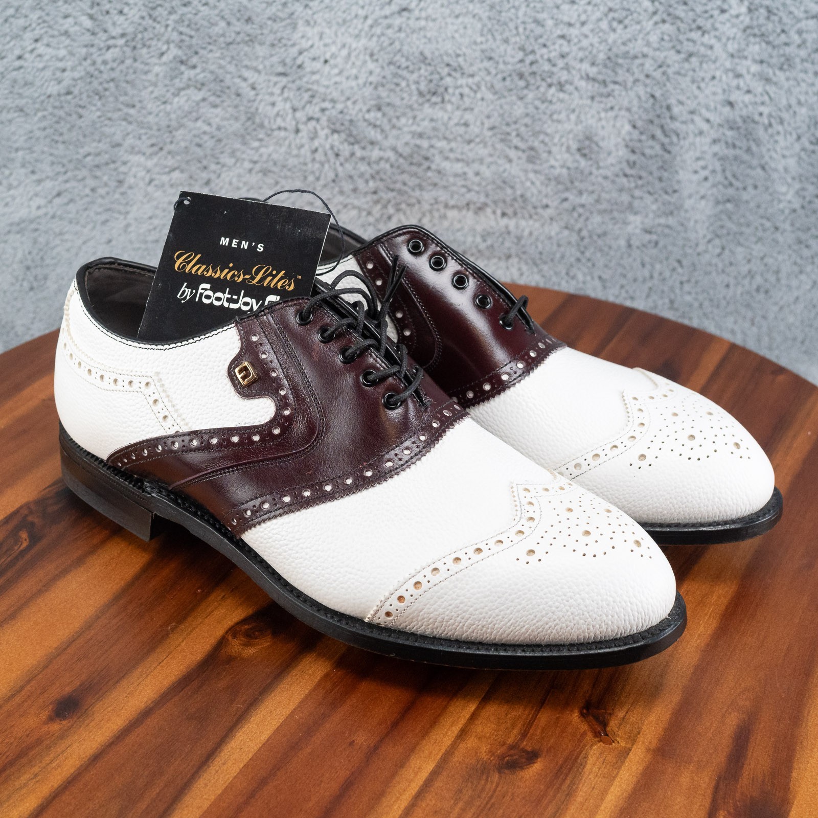 NEW Vintage FootJoy Classics Lites Men\'s 10D White/Burgundy Calfskin Spiked Golf