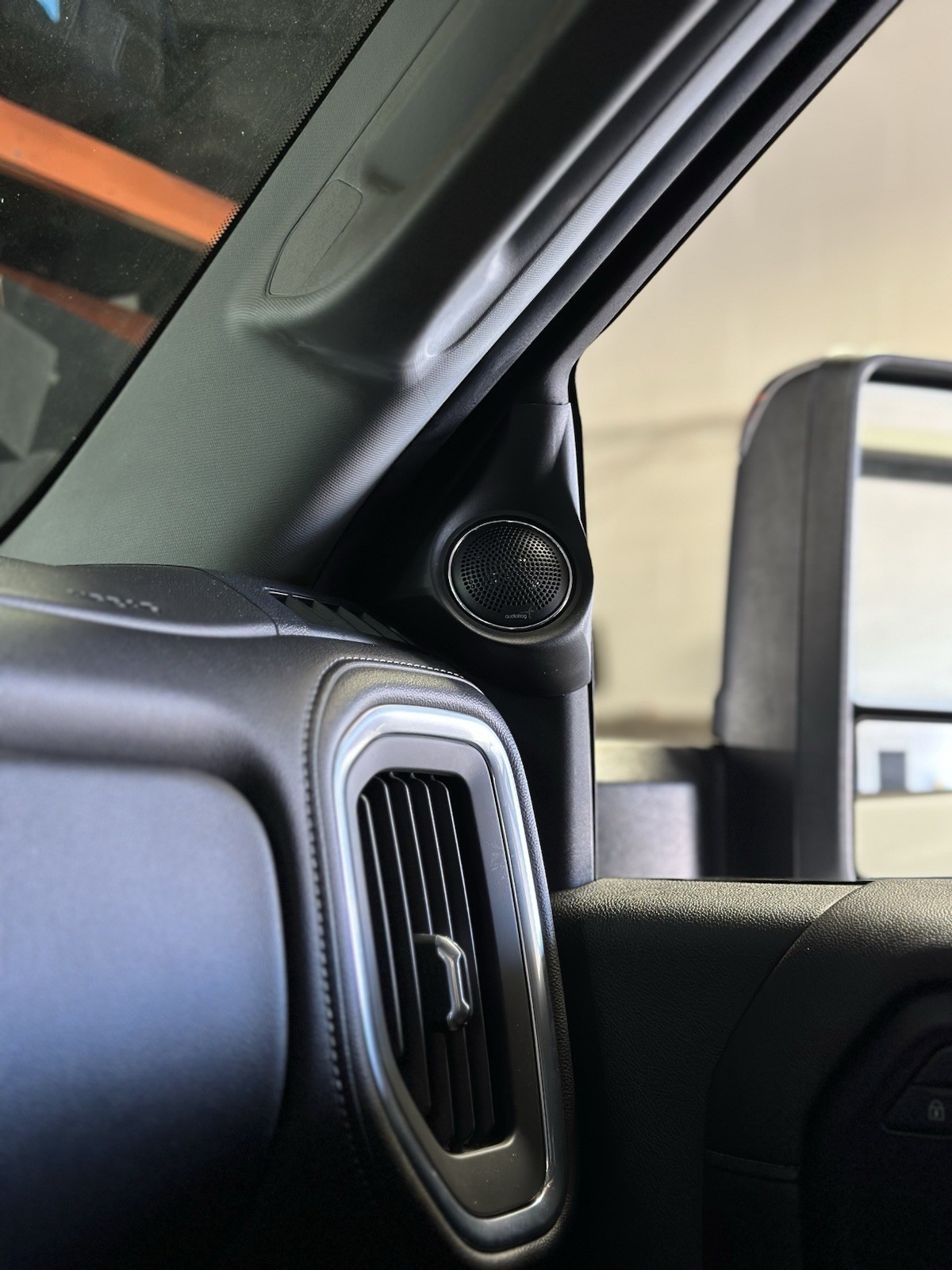 Chevy Silverado 2018-2023 Tweeter Pods Sail Panels Chevy Silverado 2018-2023 Tweeter Pods Sail Panels