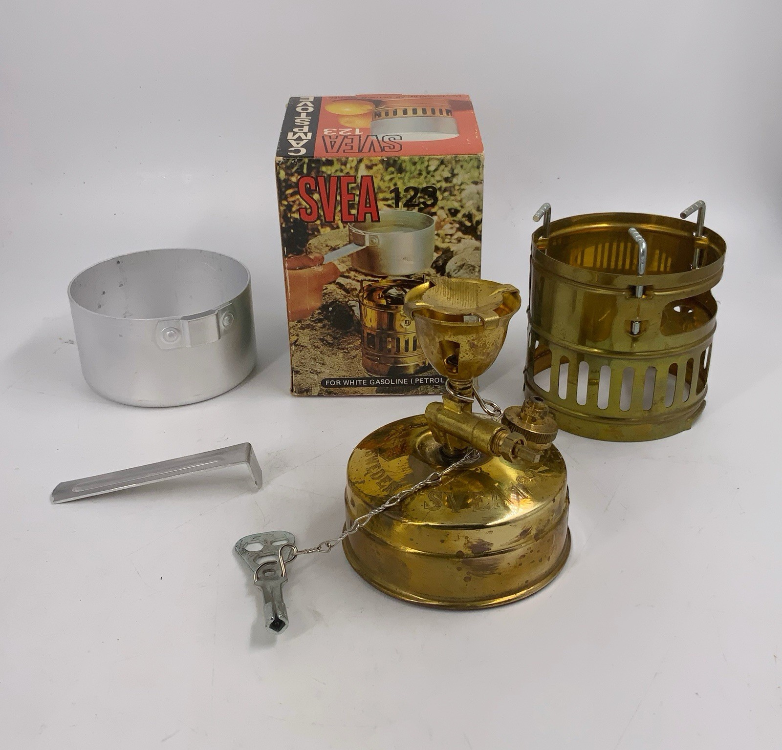 Vintage Optimus Svea 123 brass Petrol camp stove Sweden with box