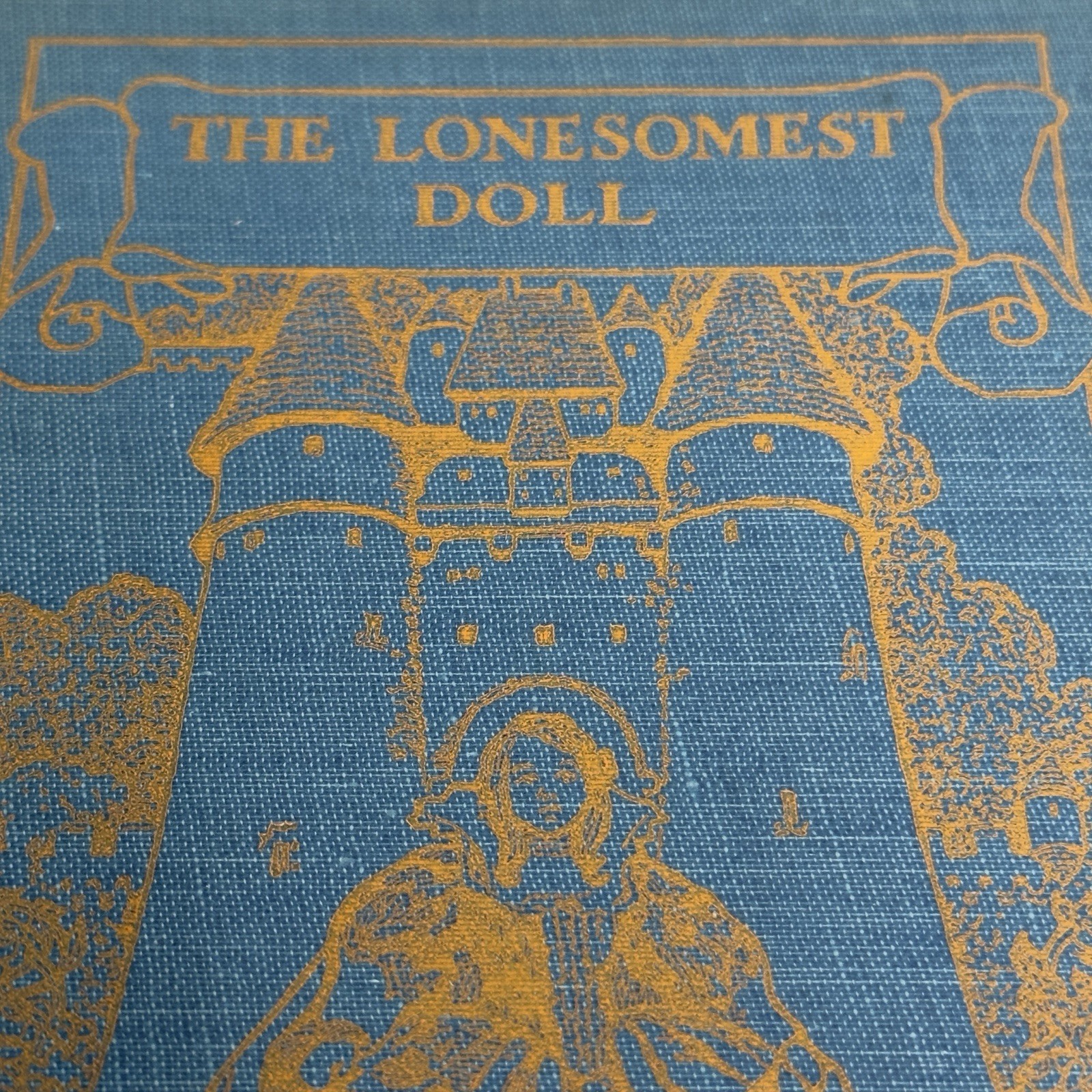 The Lonesomest Doll by Abbie Farwell Brown Medieval France Castle Royals HB 1929
