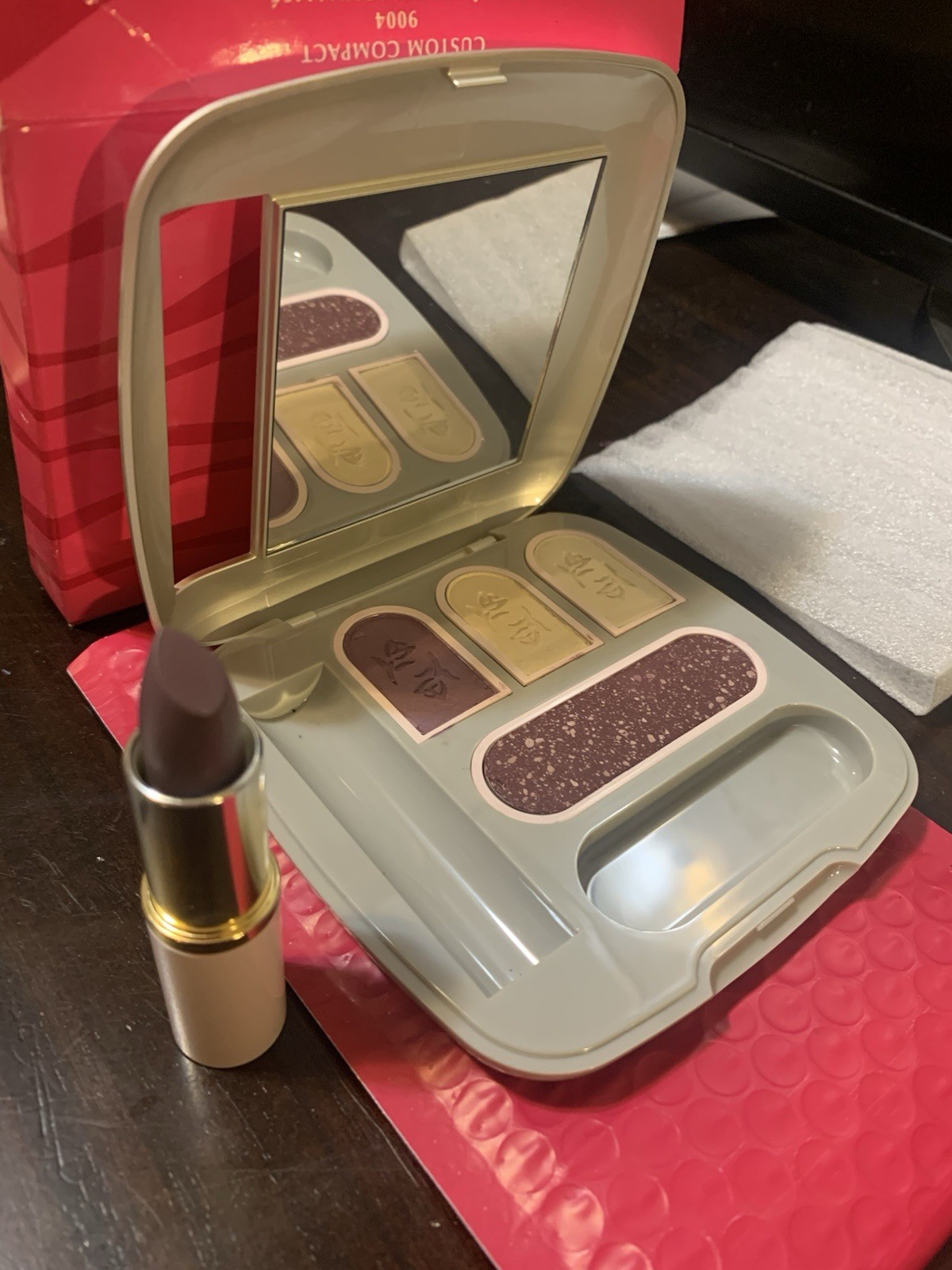 Vintage Mary Kay Compact Cases 6882, 869100, 4861, 5455, 4904, 9004, 6468, 5928 Vintage Mary Kay Compact Cases 6882, 869100, 4861, 5455, 4904, 9004, 6468, 5928