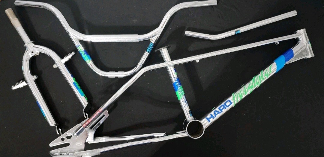 NOS Haro Master Frame/Fork/Standers + Re-Chromed Bars & Seat Post NOS Haro Master Frame/Fork/Standers + Re-Chromed Bars & Seat Post