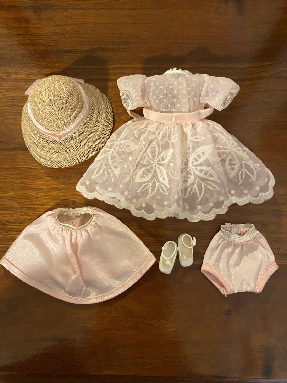 HTF Vintage 1957 Betsy McCall Doll 🎂  Birthday Party Outfit RARE VARIATION EXC