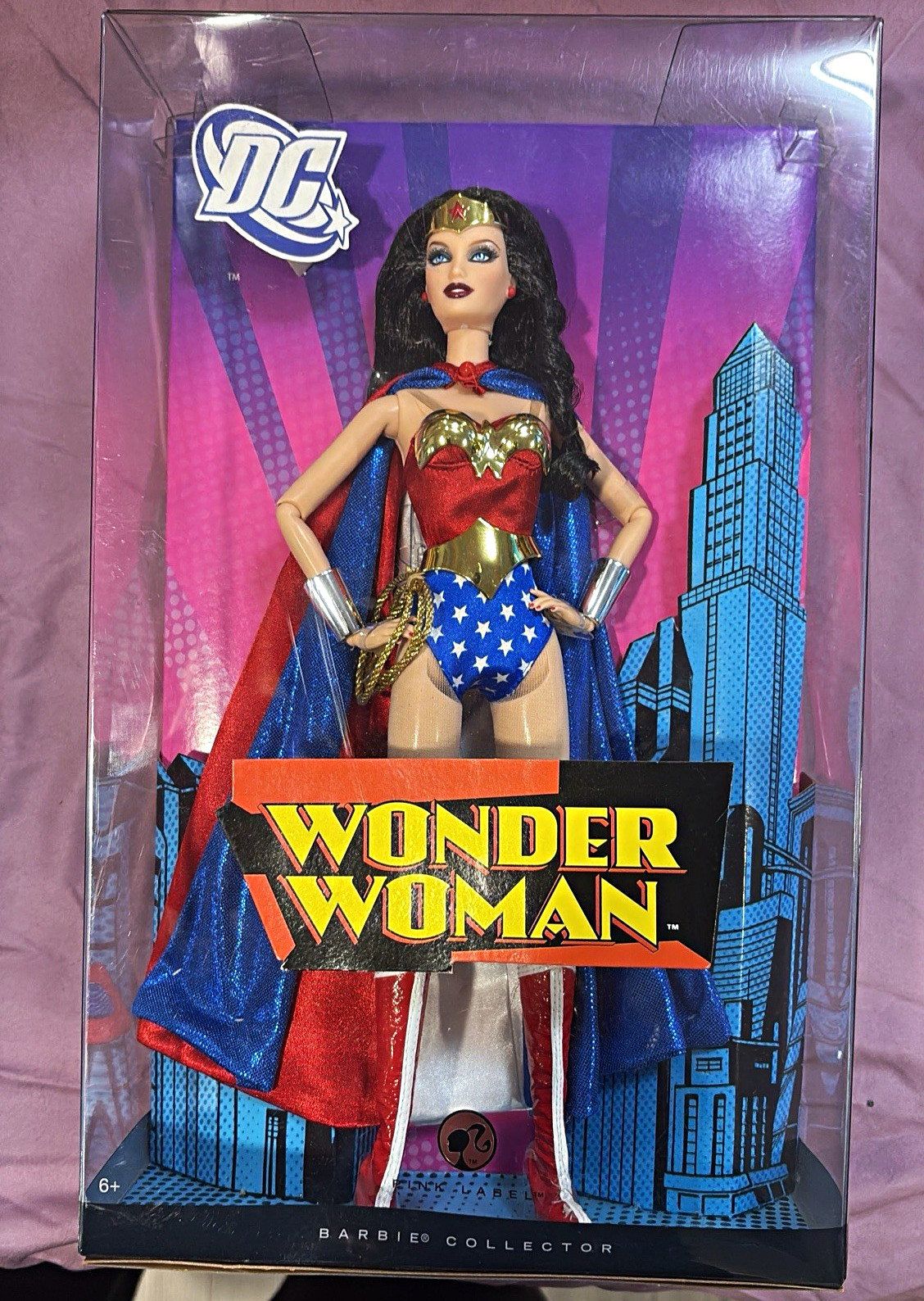 Mattel Barbie Collector DC Wonder Woman Pink Label Doll 2008 N0393 Mattel Barbie Collector DC Wonder Woman Pink Label Doll 2008 N0393