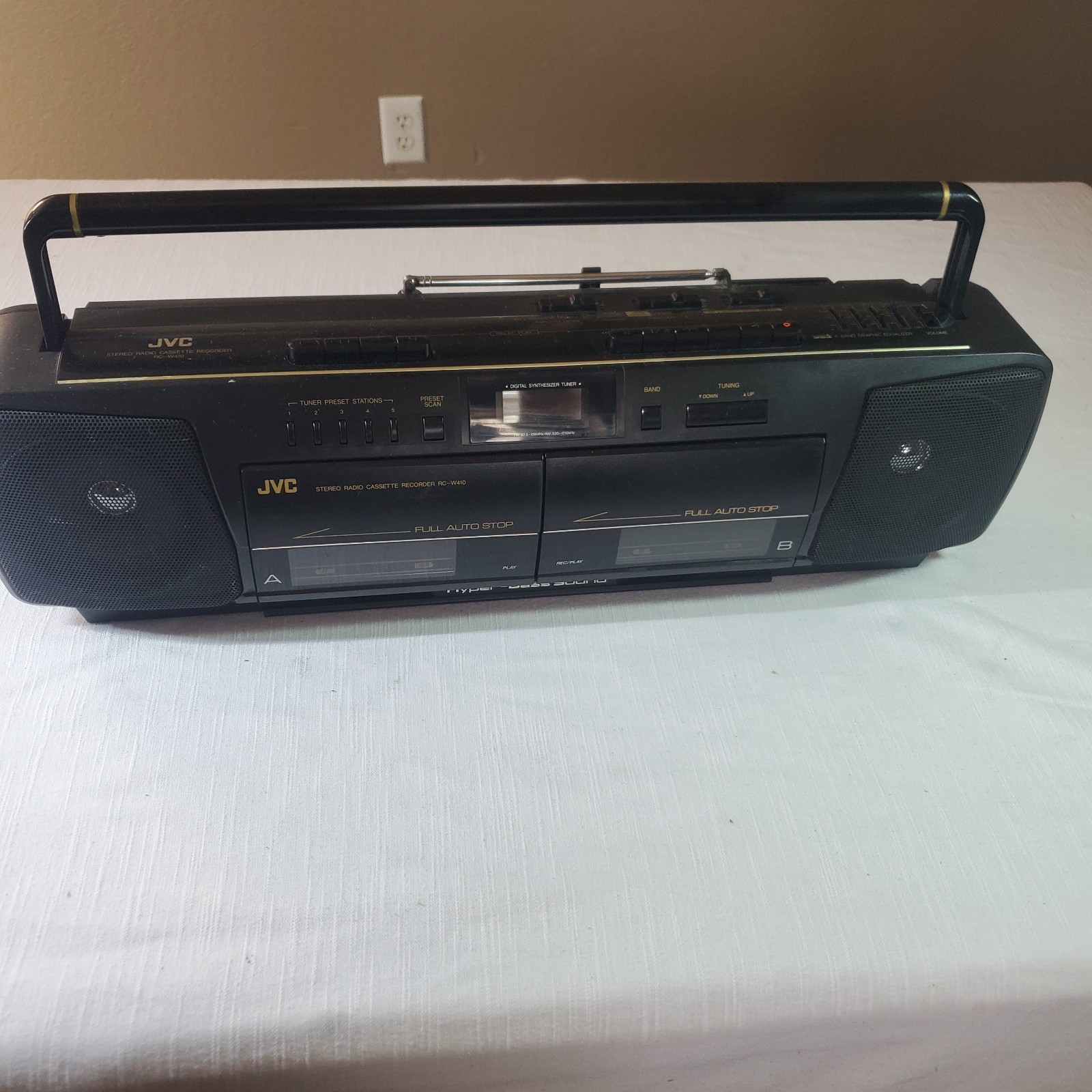 Vintage JVC RC-W410 Stereo Radio Dual Cassette Recorder Boombox Portable Vintage JVC RC-W410 Stereo Radio Dual Cassette Recorder Boombox Portable