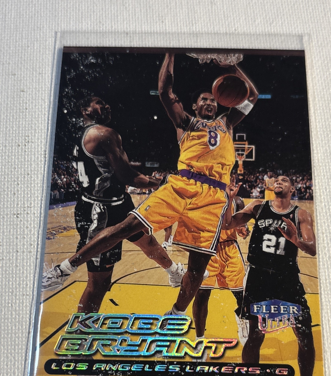 1999-00 Fleer Ultra - Kobe Bryant #50 1999-00 Fleer Ultra - Kobe Bryant #50
