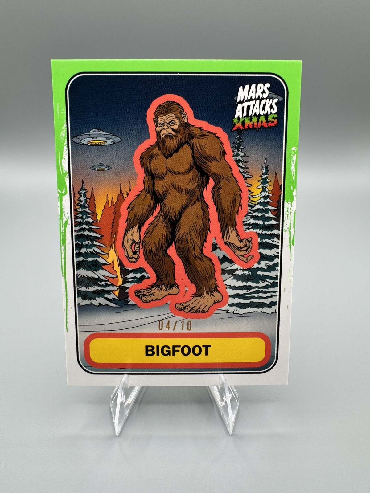 2026 Topps Mars Attacks Christmas #A-62 Bigfoot Martian Blood /10 2026 Topps Mars Attacks Christmas #A-62 Bigfoot Martian Blood /10
