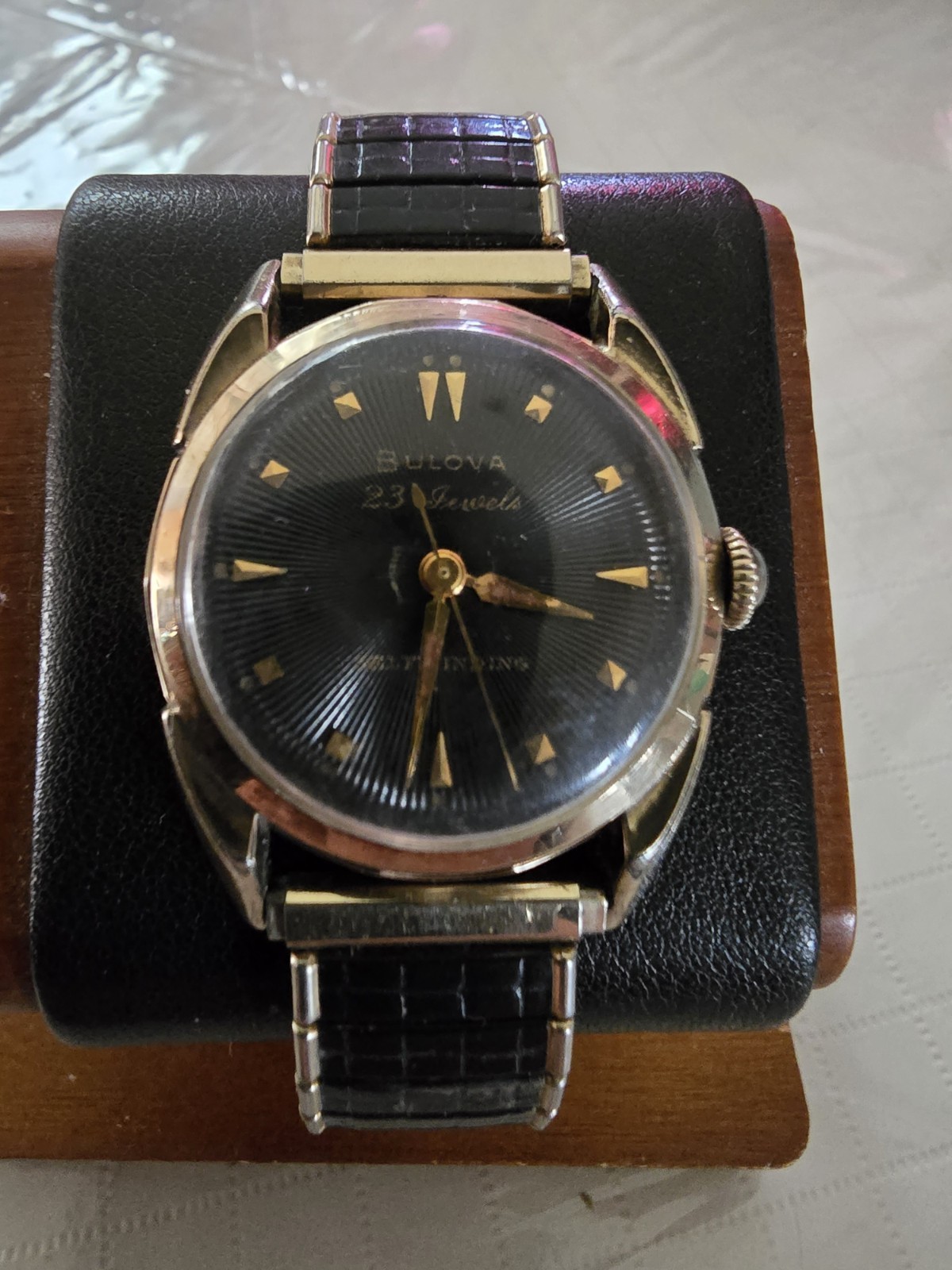 Vintage Bulova 1957 Bulova 23 \ Vintage Bulova 1957 Bulova 23 \