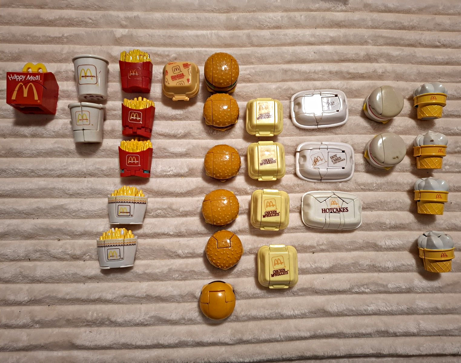 McDonald's Transformers 1987 Happy Meal Food Changeables Vintage Toy Lot McDonald's Transformers 1987 Happy Meal Food Changeables Vintage Toy Lot