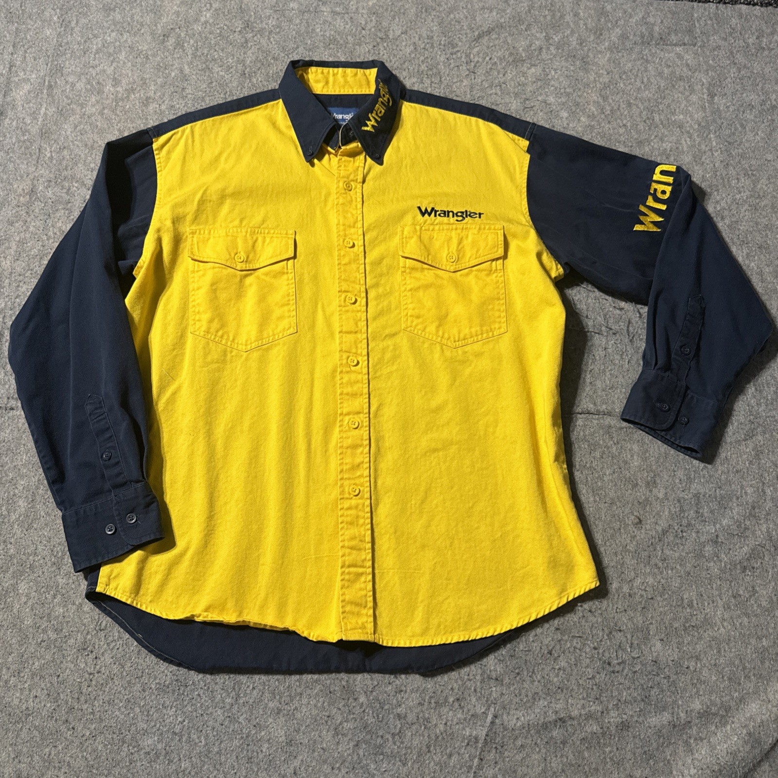 Wrangler Western Button Up Shirt Men L Rodeo Yellow Navy Colorblock Embroidered Wrangler Western Button Up Shirt Men L Rodeo Yellow Navy Colorblock Embroidered
