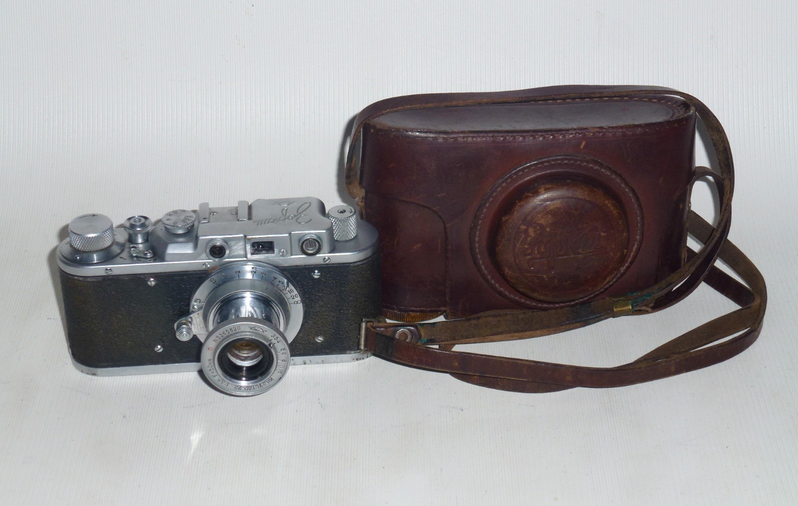 Zorki-1 Early KMZ Soviet Rangefinder Camera+collapsible Industar-22 Lens #454926