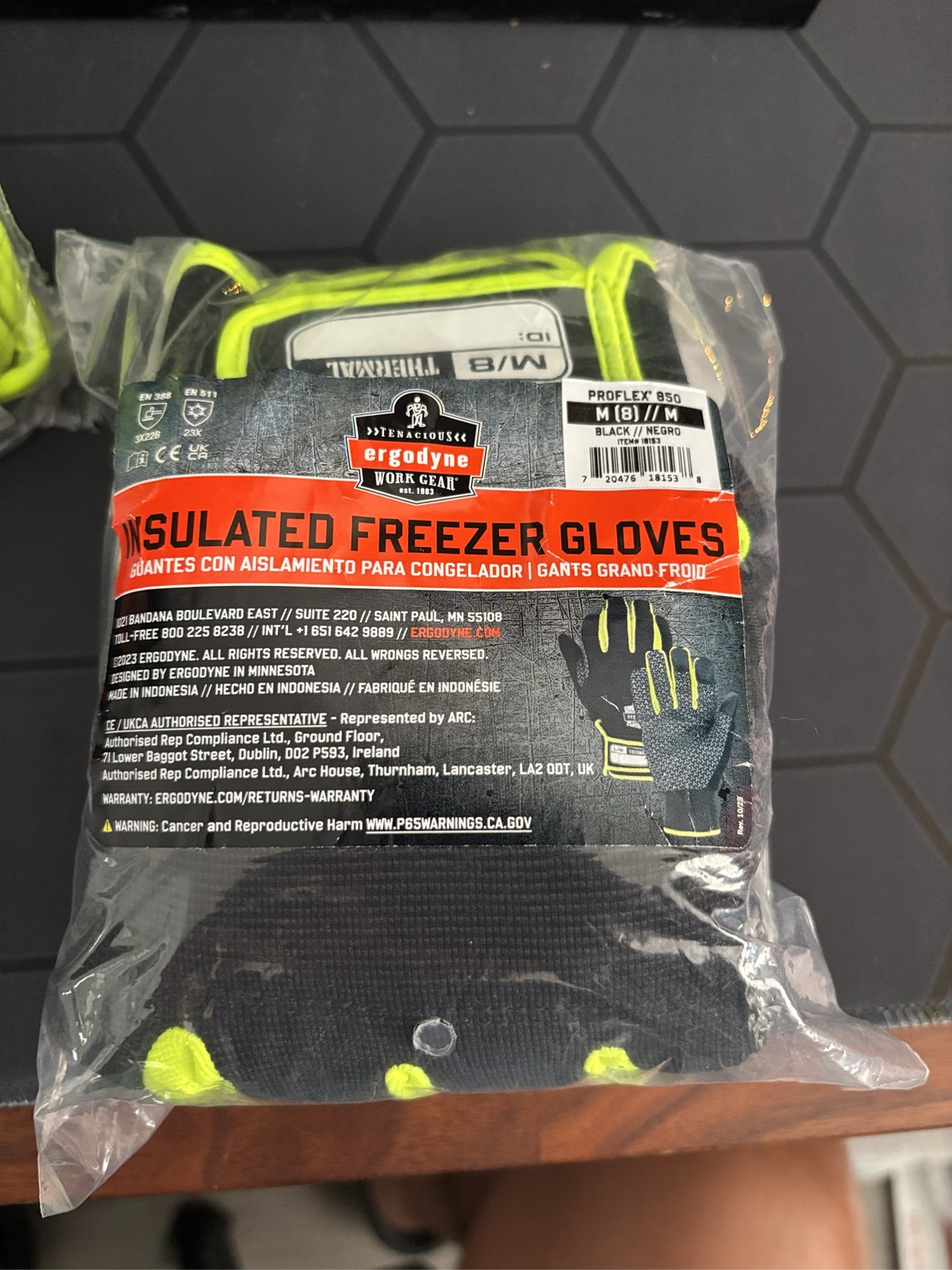Ergodyne ProFlex 850 Insulated Freezer Gloves Touchscreen Grip Medium 8 Ergodyne ProFlex 850 Insulated Freezer Gloves Touchscreen Grip Medium 8