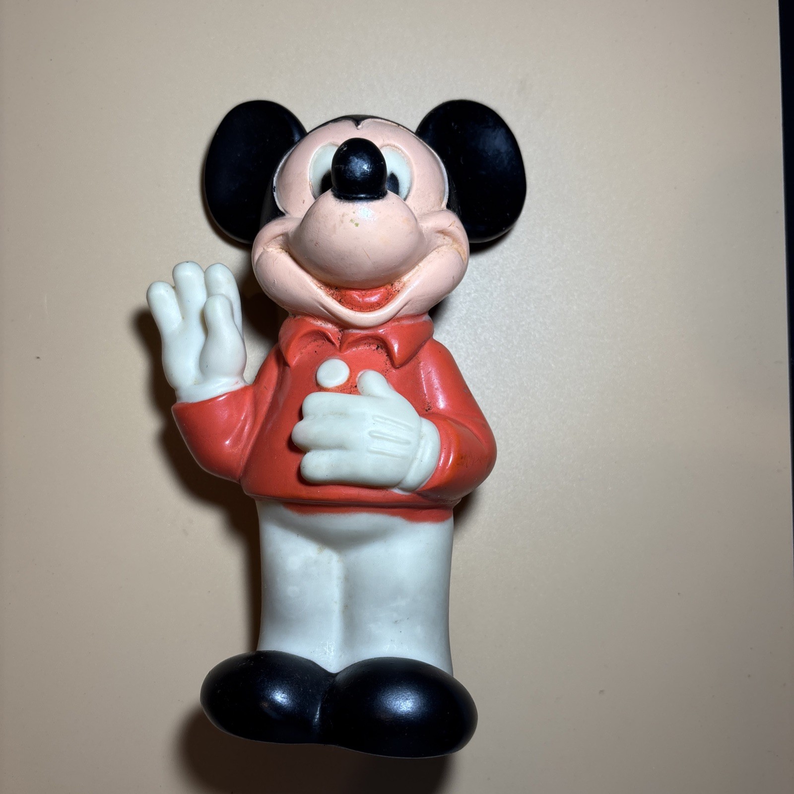 VINTAGE Old Rare MICKEY MOUSE SQUEEZE SQUEAK TOY WALT DISNEY 1978 7 1/4\ VINTAGE Old Rare MICKEY MOUSE SQUEEZE SQUEAK TOY WALT DISNEY 1978 7 1/4\