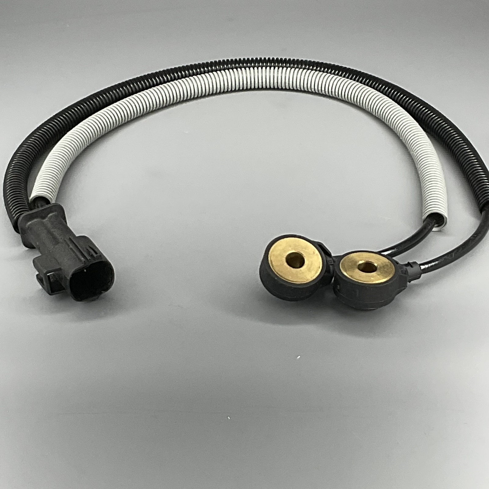 For Volvo C70 S60 S70 S80 V70 XC70 XC90 0261231142 BOSCH GENUINE Knock Sensor