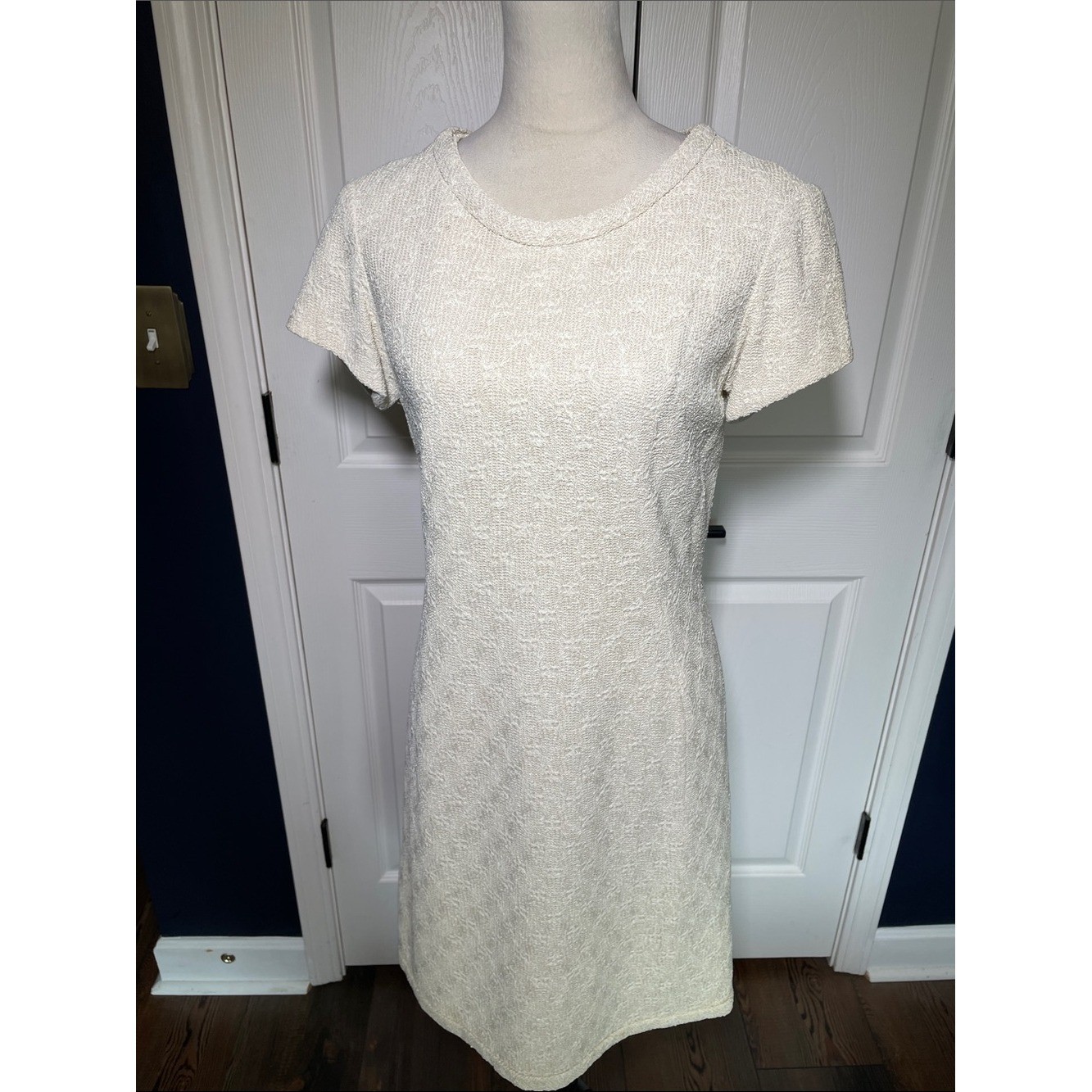 Vintage 1960s Utah Tailoring Mills Boucle Knit Shift Dress Cream Off White Sz 6 Vintage 1960s Utah Tailoring Mills Boucle Knit Shift Dress Cream Off White Sz 6