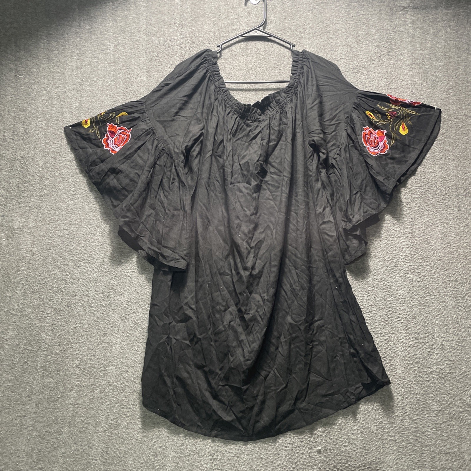 Feathers Womens Embroidered 2X Black Ruffle Sleeves Elastic Neckline Tunic Boho