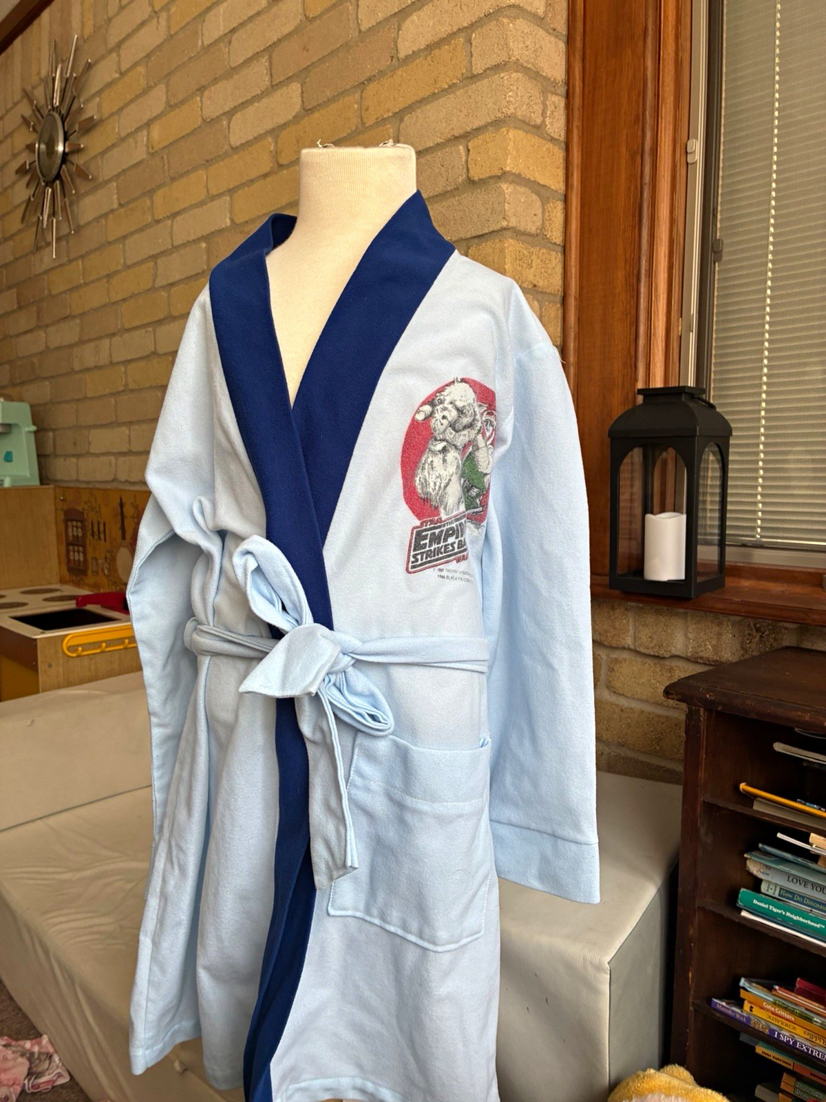 Vintage 1980s Star Wars The Empire Strikes Back Belted kids Robe Vintage 1980s Star Wars The Empire Strikes Back Belted kids Robe