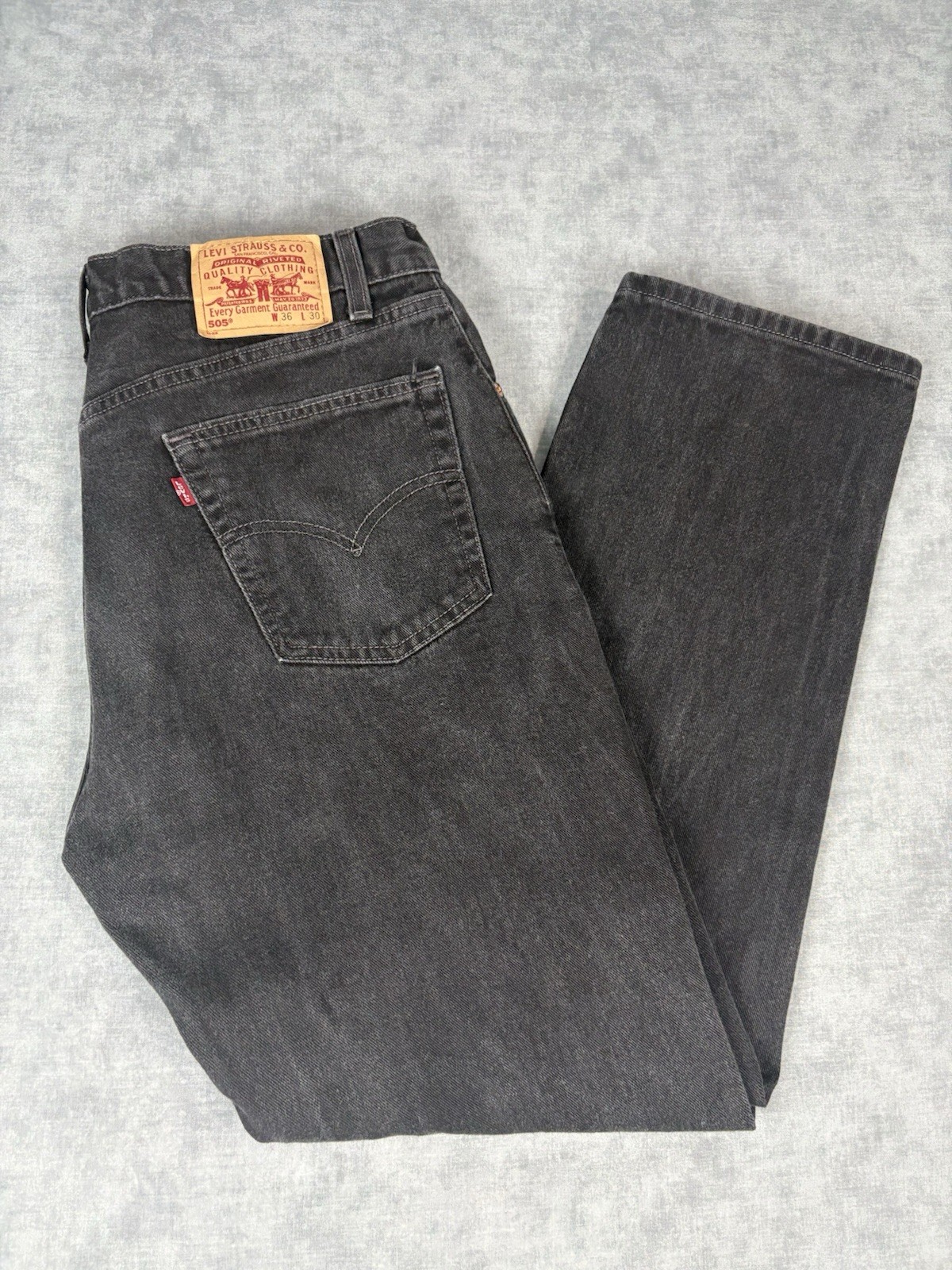Vintage Y2K Levi’s 505 Jeans Mens 36x30 Black Faded Denim Made USA 2002