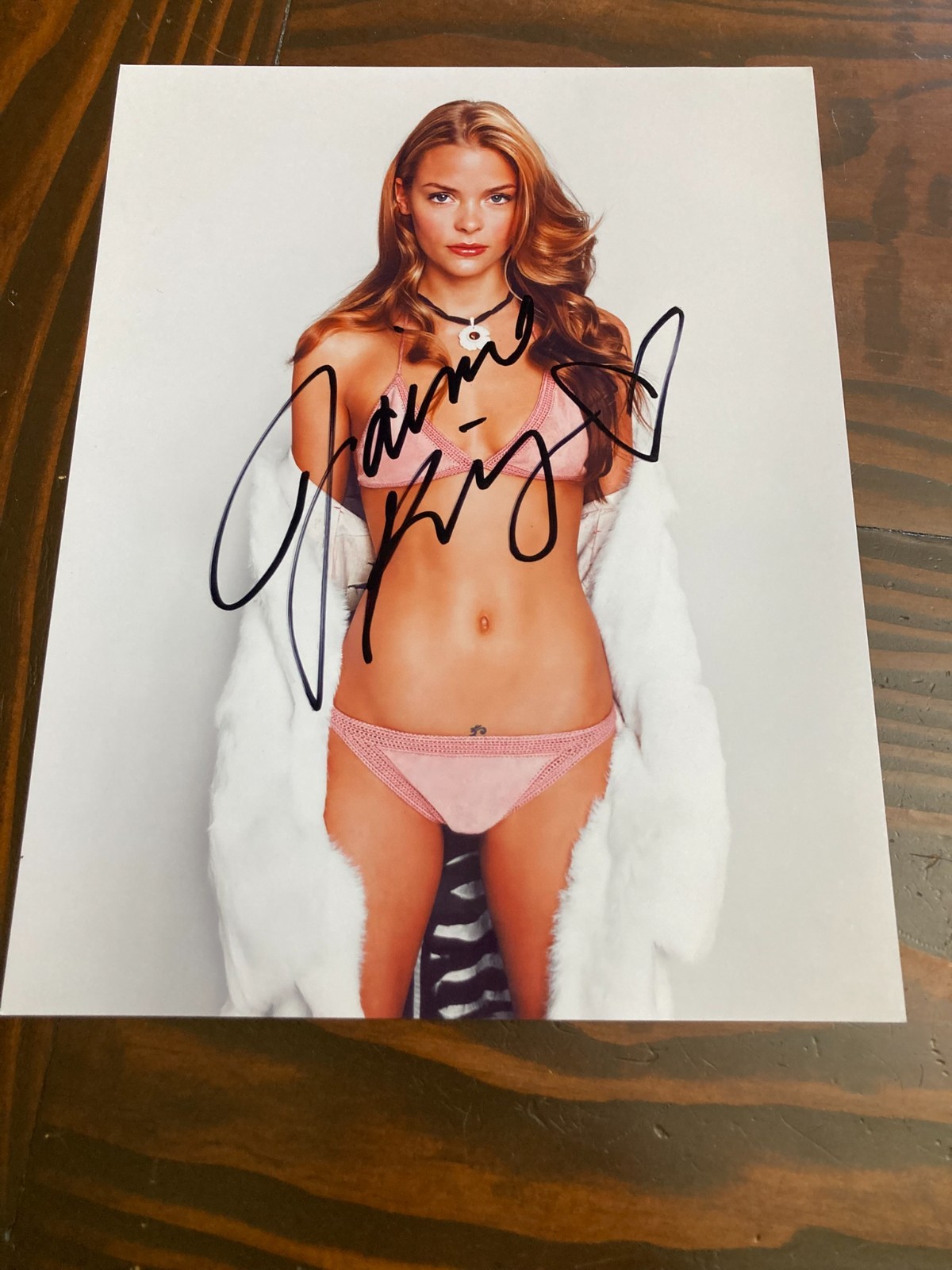 Jaime King Signed Autograph 8.5x11 American Model Actress Jaime King Signed Autograph 8.5x11 American Model Actress