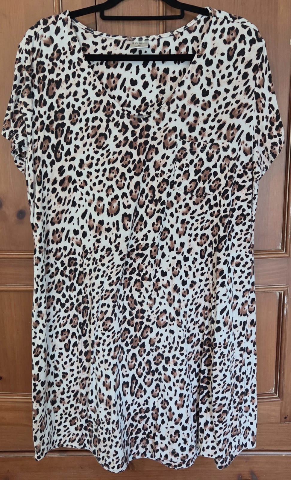 Soma Womens Cream Leopard Print Cool Nights Short-sleeved Sleepshirt Size XL Soma Womens Cream Leopard Print Cool Nights Short-sleeved Sleepshirt Size XL