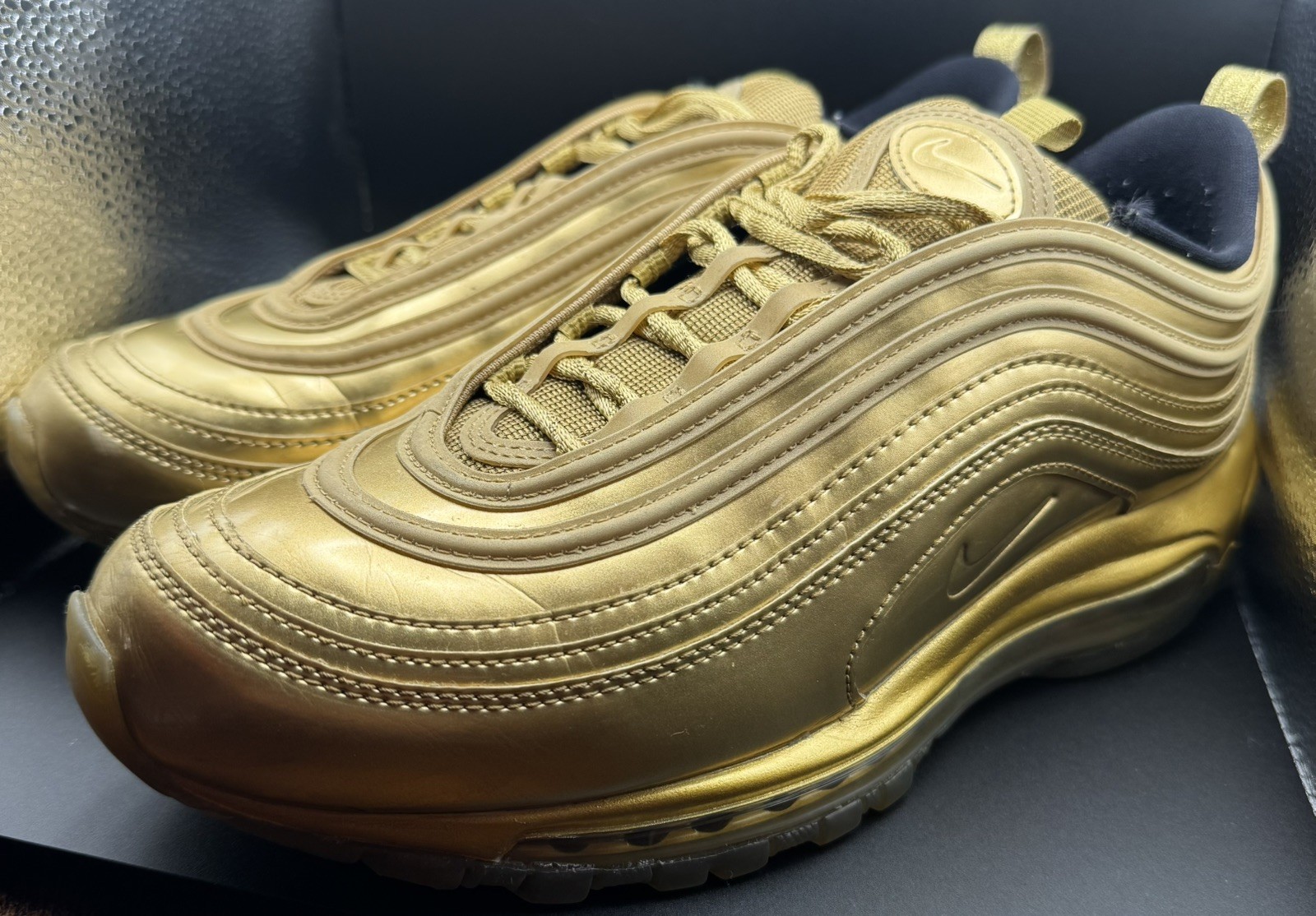 Nike Air Max 97 Metallic Gold Low Top Shoes CT4556-700 Men’s Size 9.5 US NO BOX Nike Air Max 97 Metallic Gold Low Top Shoes CT4556-700 Men’s Size 9.5 US NO BOX