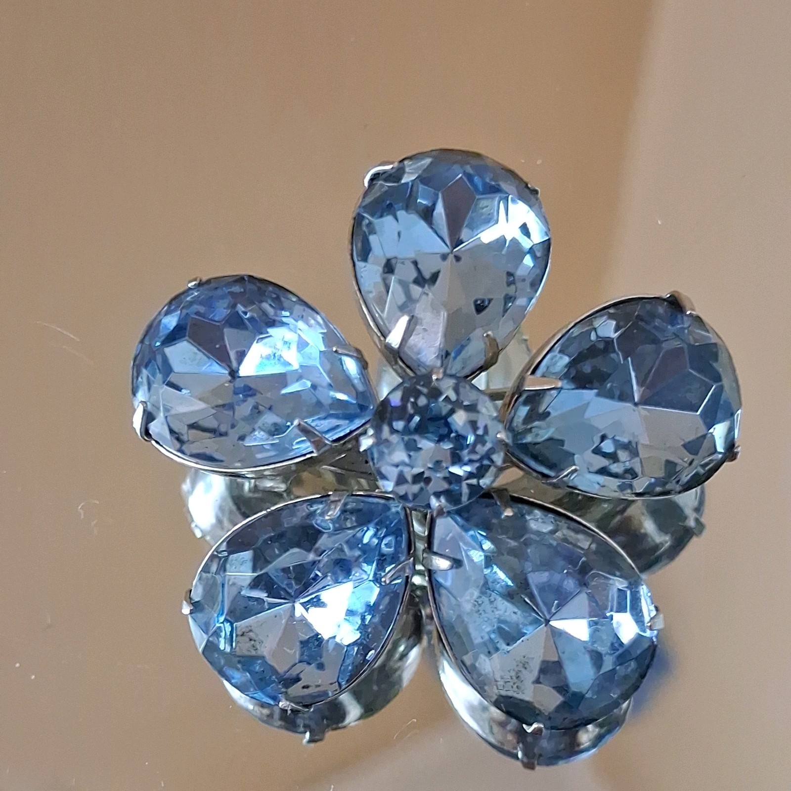 Vintage Coro 1950s Light Sapphire/Ice Blue 5 Petal Rhinestones Flower Brooch MCM Vintage Coro 1950s Light Sapphire/Ice Blue 5 Petal Rhinestones Flower Brooch MCM