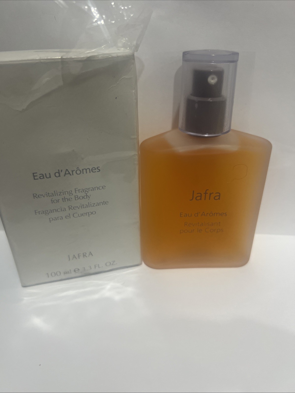 Jafra Eau d’ Aromes Amour Revitalizing Body Fragrance Spray 3.3 Fluid Oz Vintage Jafra Eau d’ Aromes Amour Revitalizing Body Fragrance Spray 3.3 Fluid Oz Vintage
