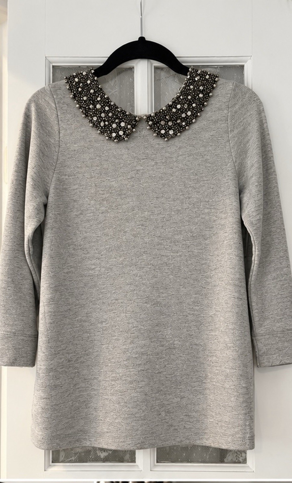 Anthropologie Gray Jeweled Beaded Peter Pan Collar Top Women’s Medium Rhinestone Anthropologie Gray Jeweled Beaded Peter Pan Collar Top Women’s Medium Rhinestone