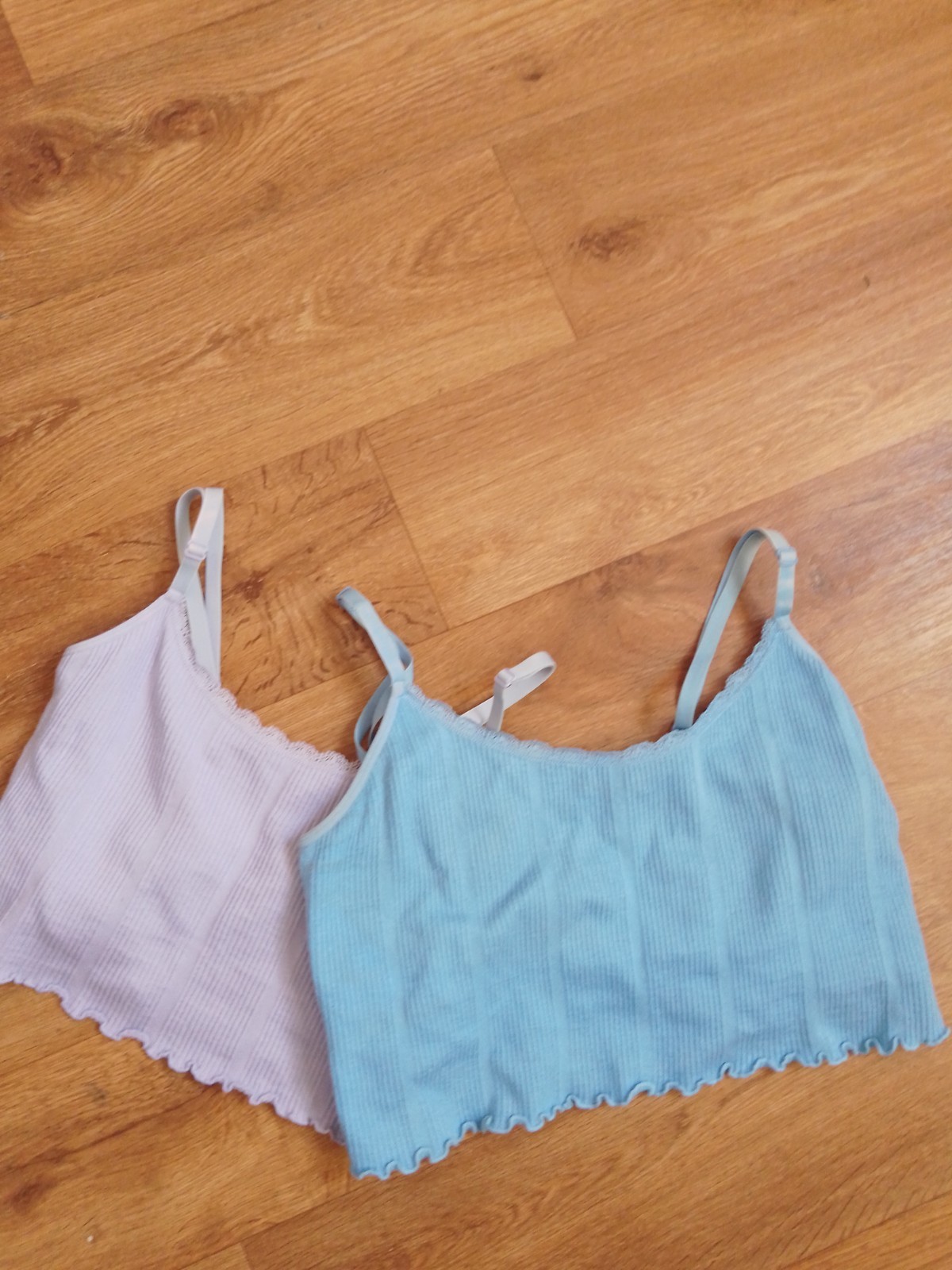 Primark Lilac Ribbed Cami Crop Top 2XS – Lace Trim, Adjustable Straps Primark Lilac Ribbed Cami Crop Top 2XS – Lace Trim, Adjustable Straps