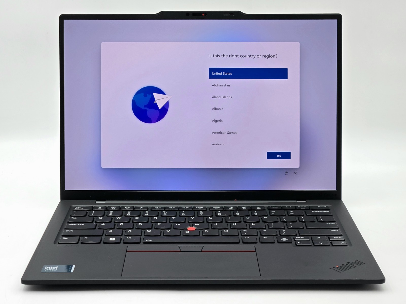 Lenovo ThinkPad X1 Carbon Gen 12 14in Touch Ultra 7 165U 32GB RAM 512GB SSD